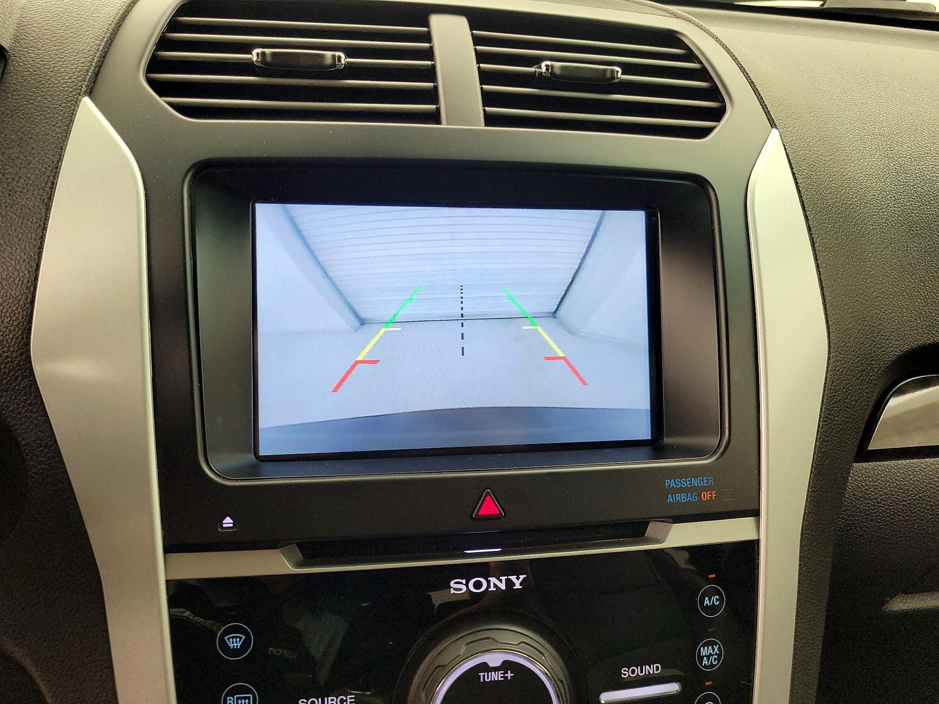 Thumbnail: 2014 Ford Explorer - 15