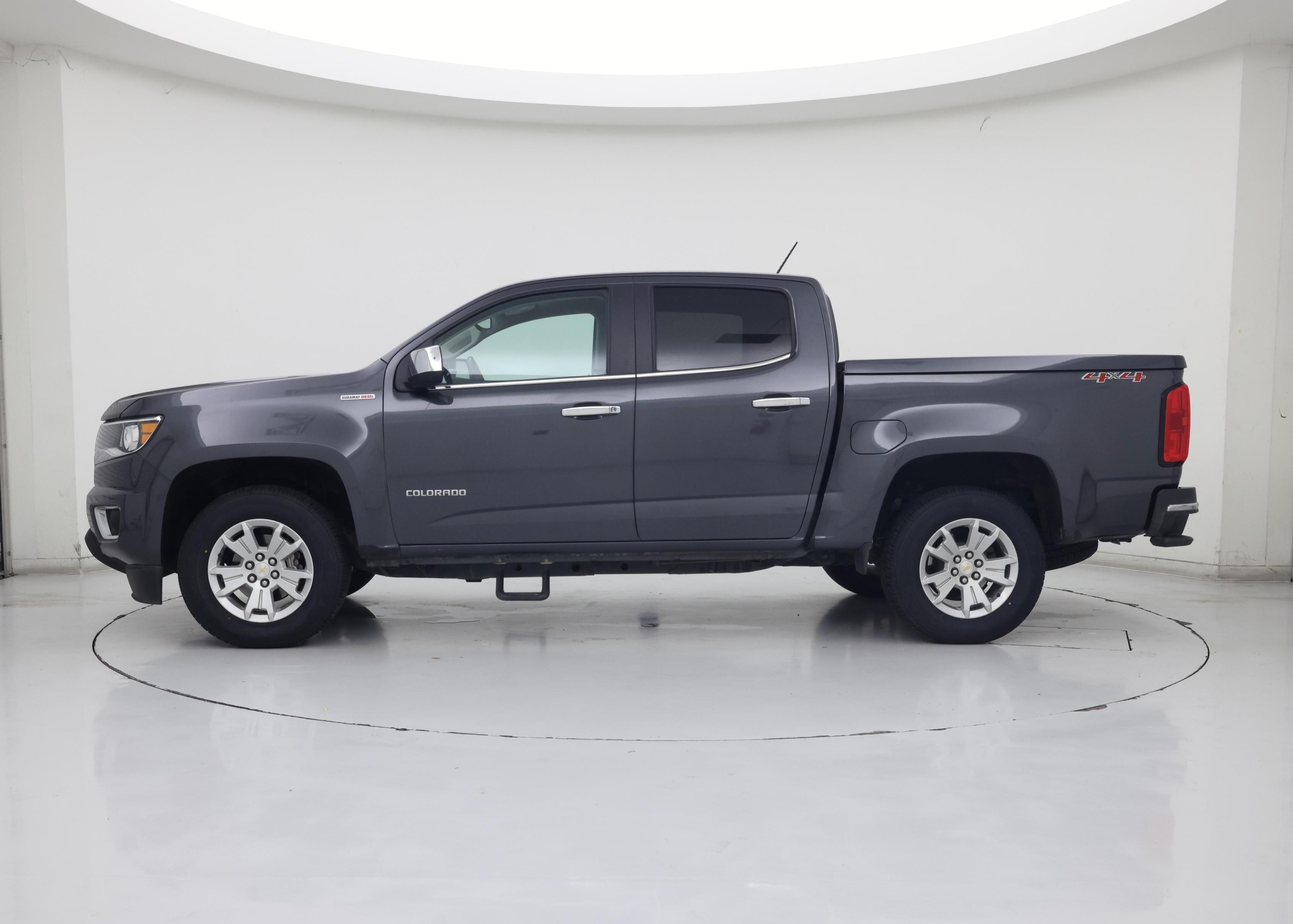 Thumbnail: 2016 Chevrolet Colorado - 3