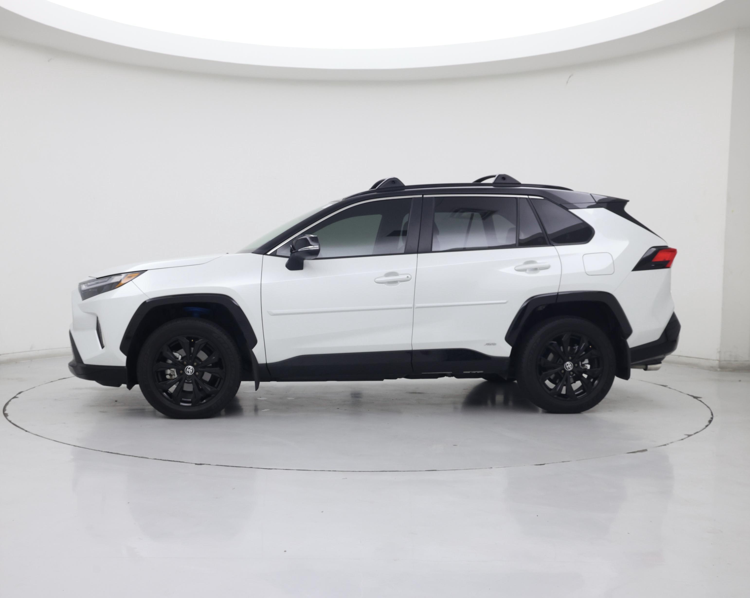Thumbnail: 2025 Toyota RAV4 - 3