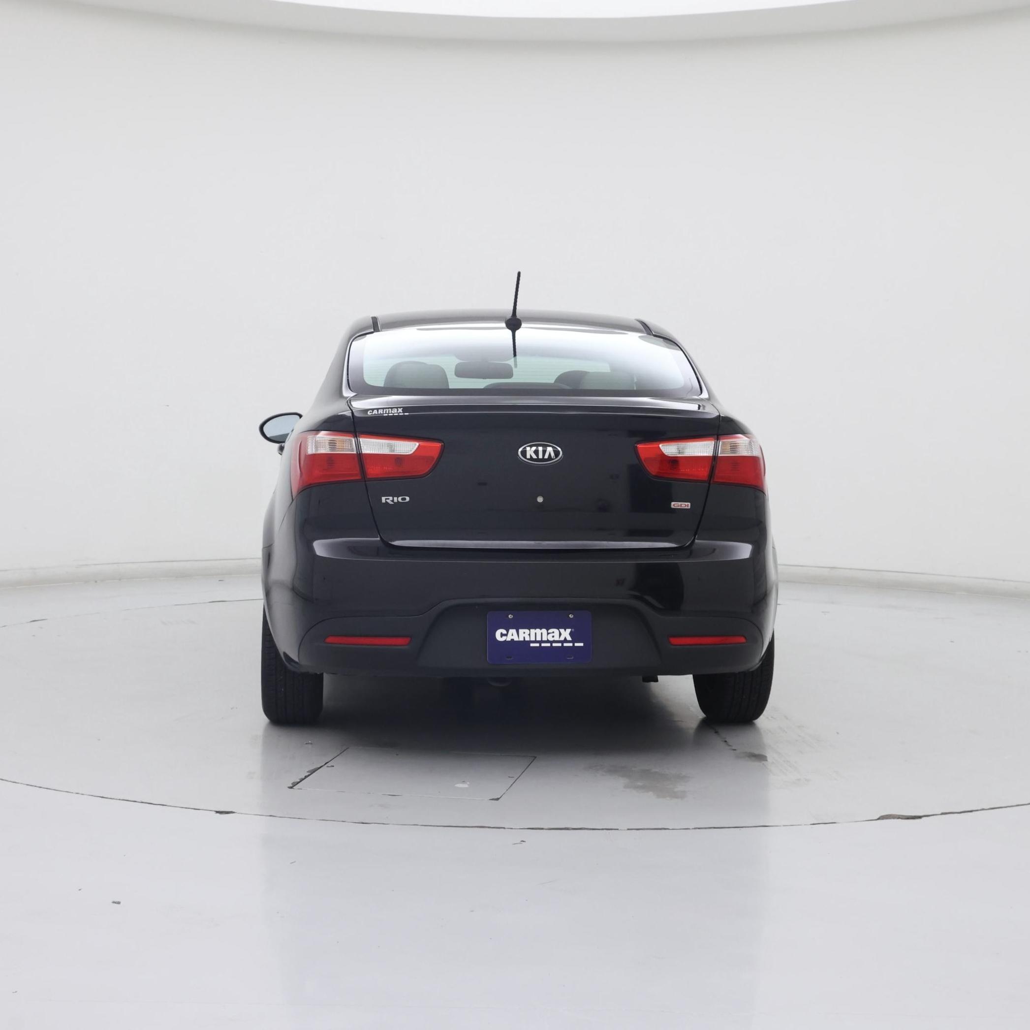 Thumbnail: 2015 Kia Rio - 6