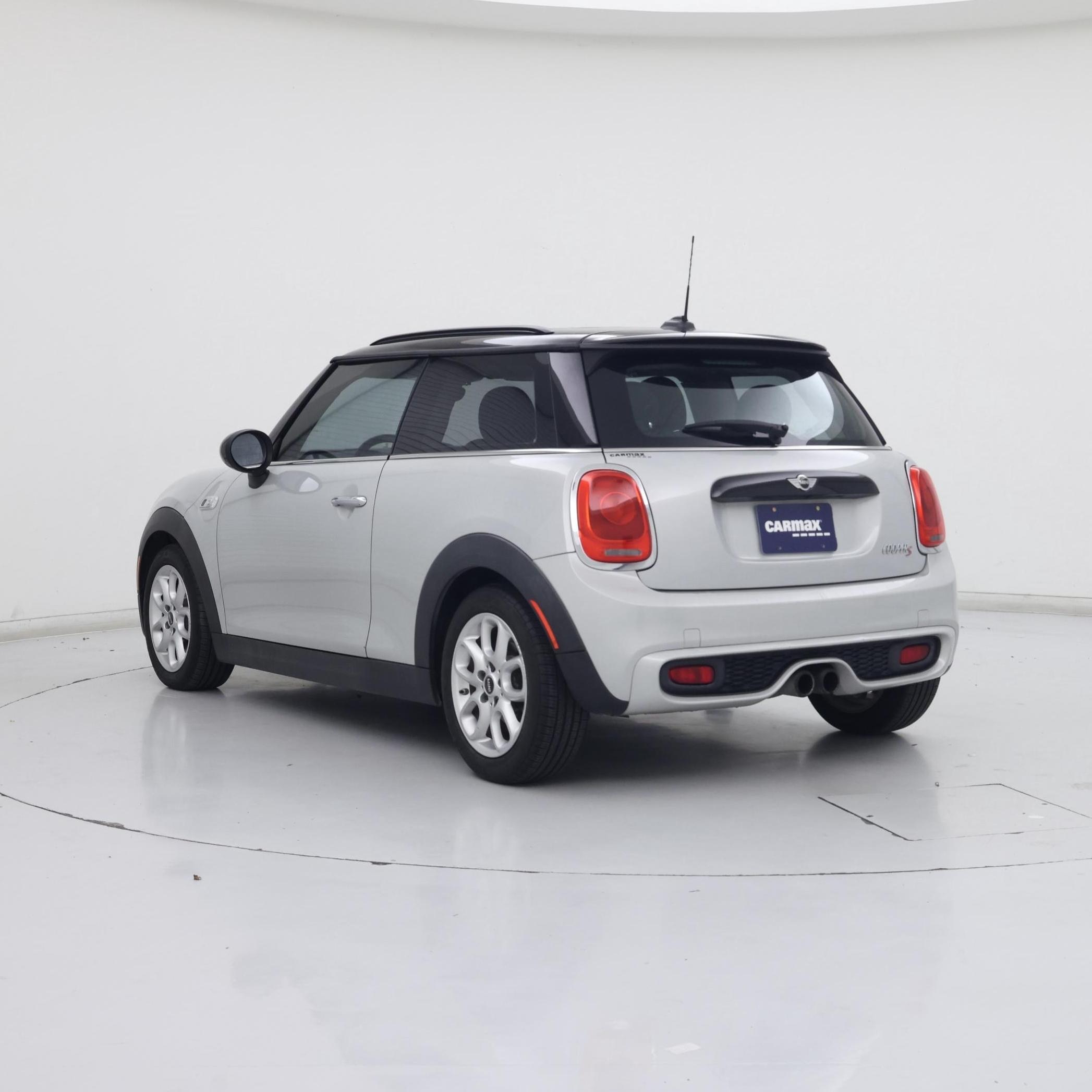 Thumbnail: 2015 MINI Cooper Hardtop - 2