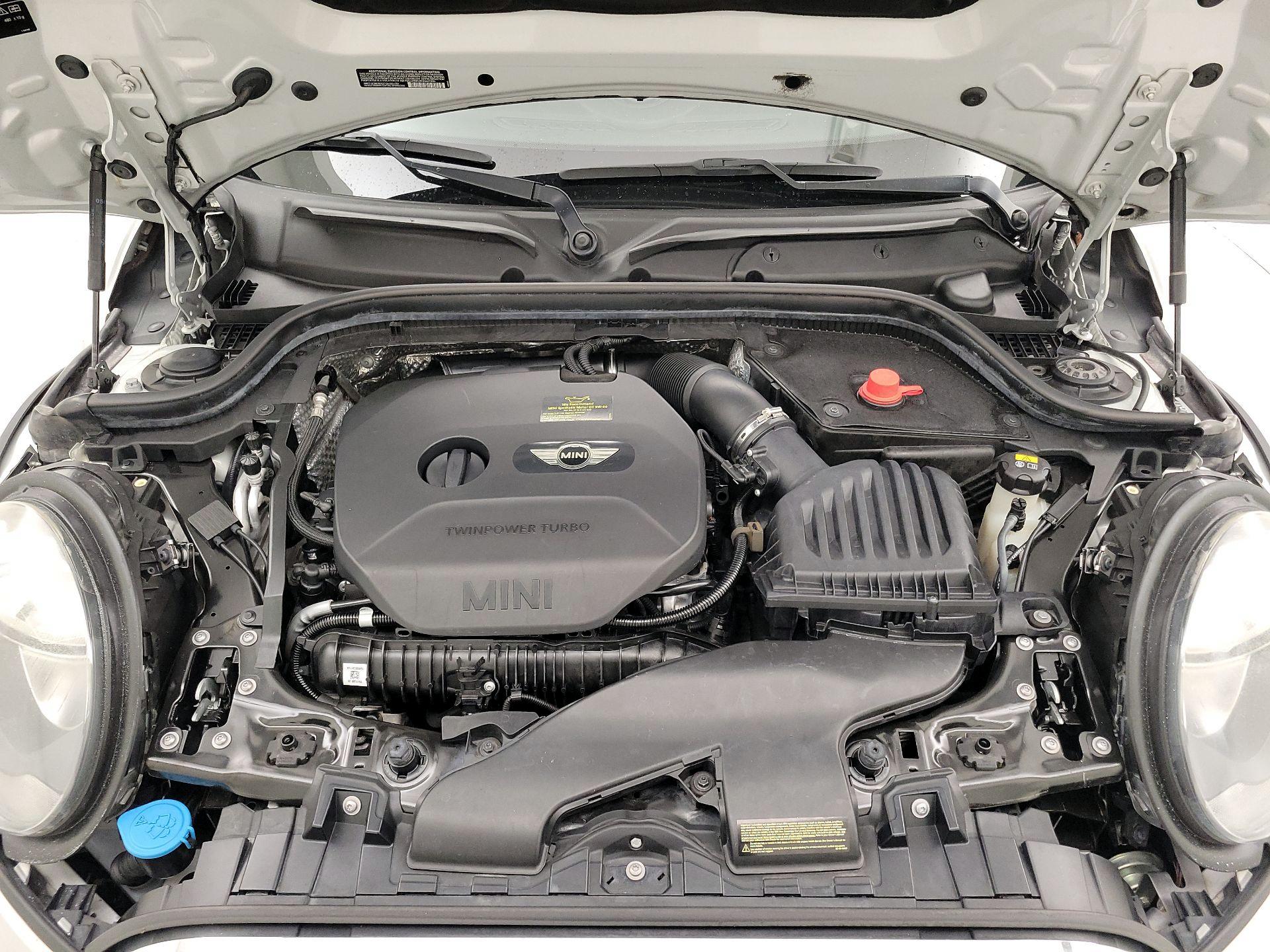 Thumbnail: 2015 MINI Cooper Hardtop - 19