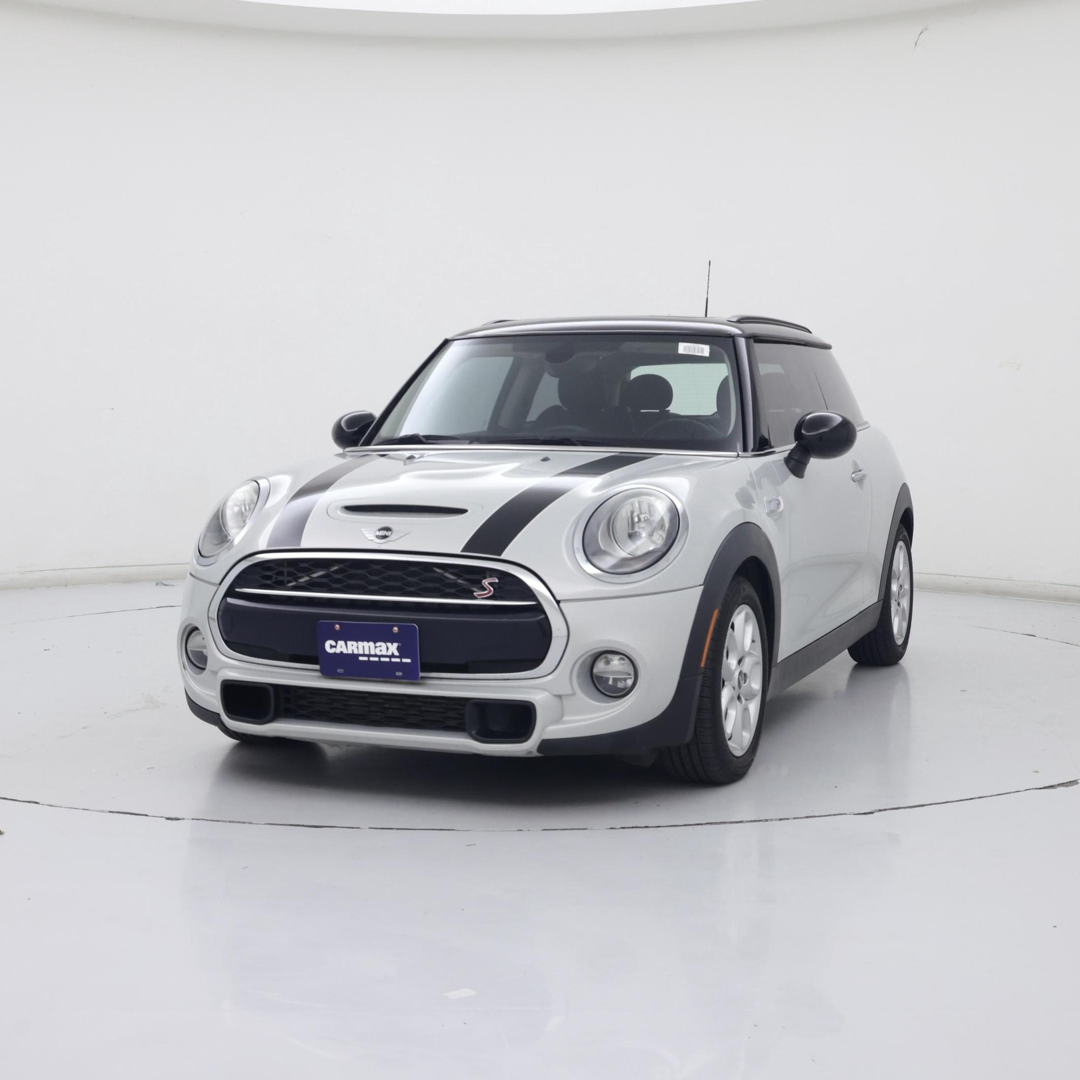 Thumbnail: 2015 MINI Cooper Hardtop - 4