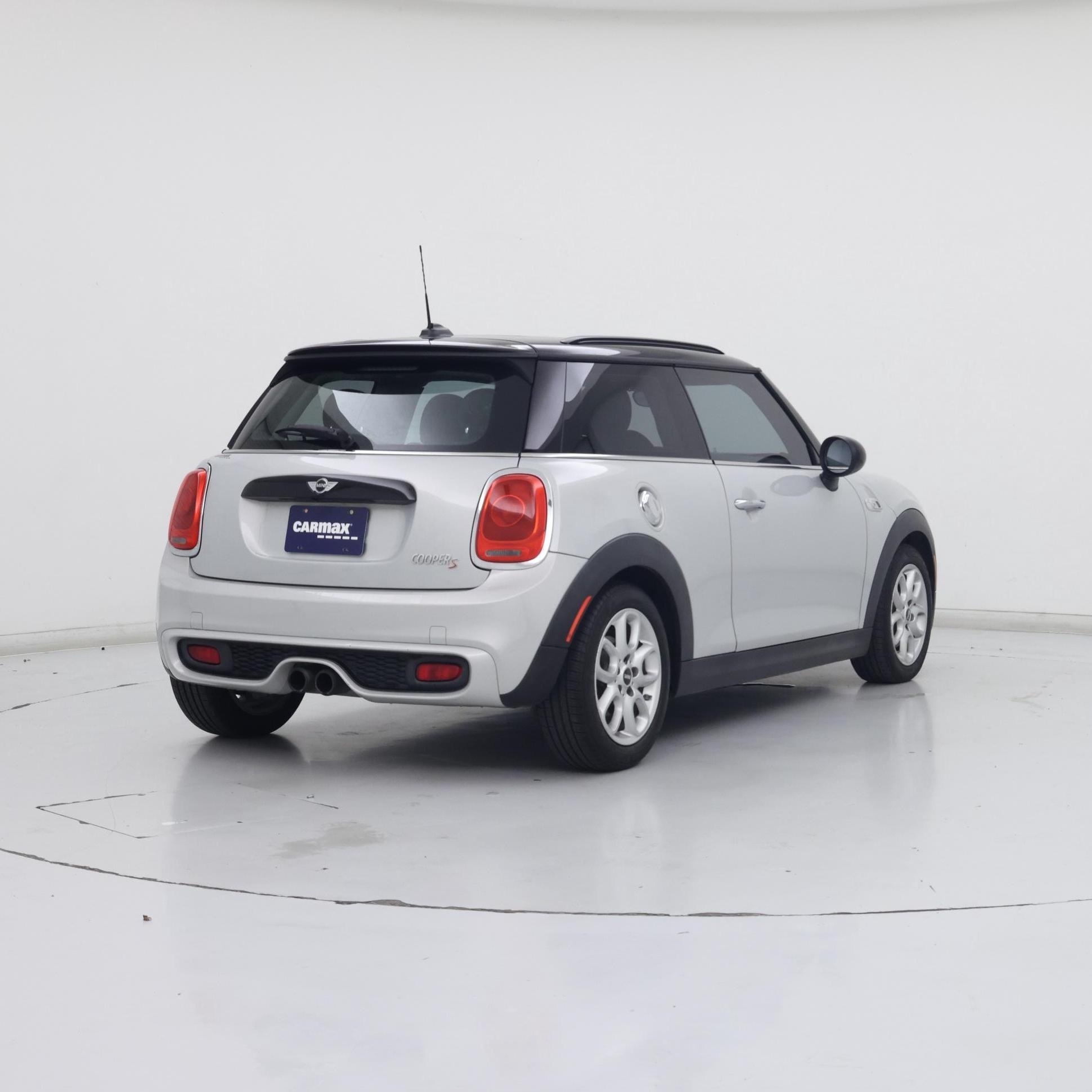 Thumbnail: 2015 MINI Cooper Hardtop - 8
