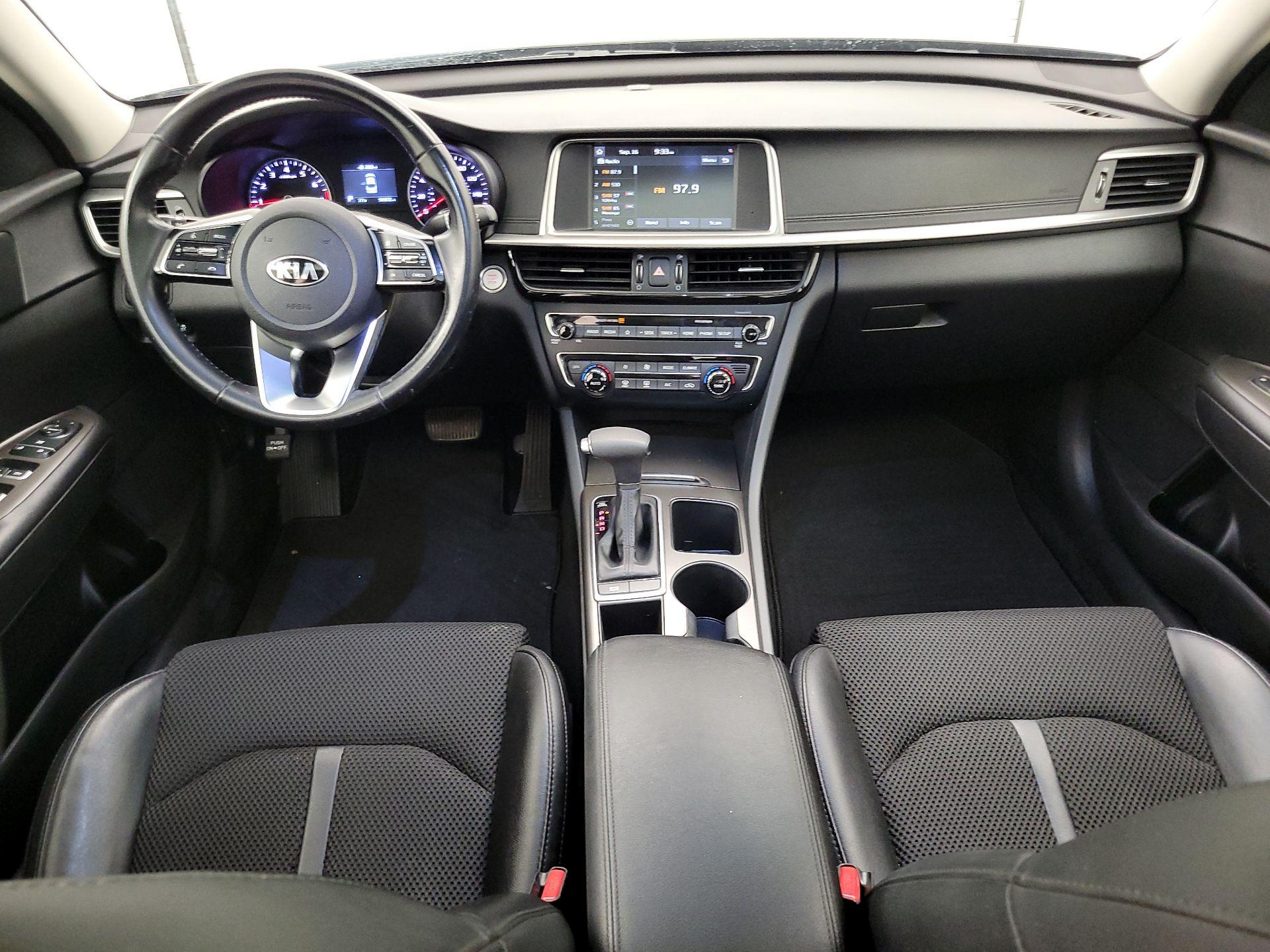 Thumbnail: 2019 Kia Optima - 9