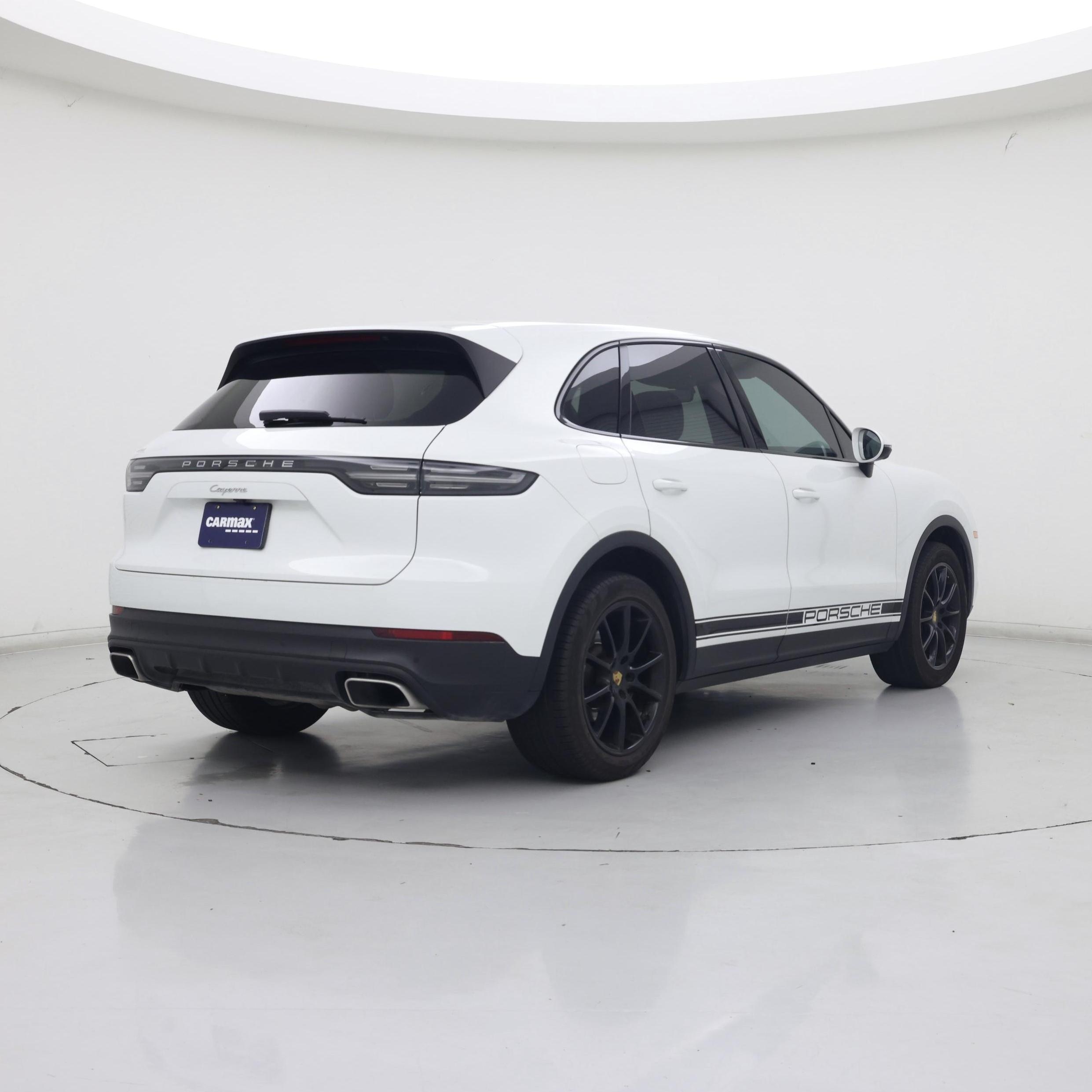 Thumbnail: 2021 Porsche Cayenne - 8