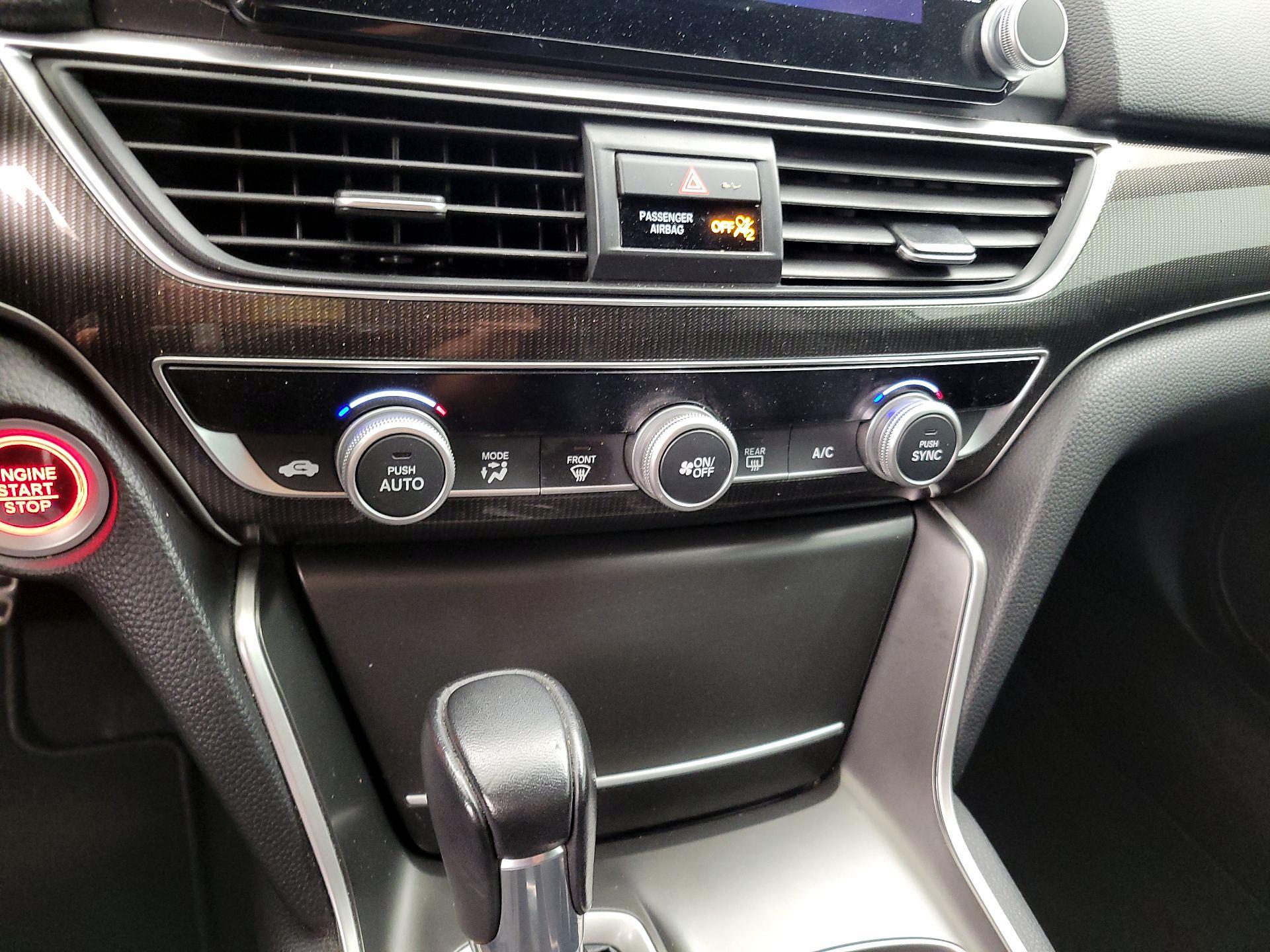 Thumbnail: 2018 Honda Accord - 16