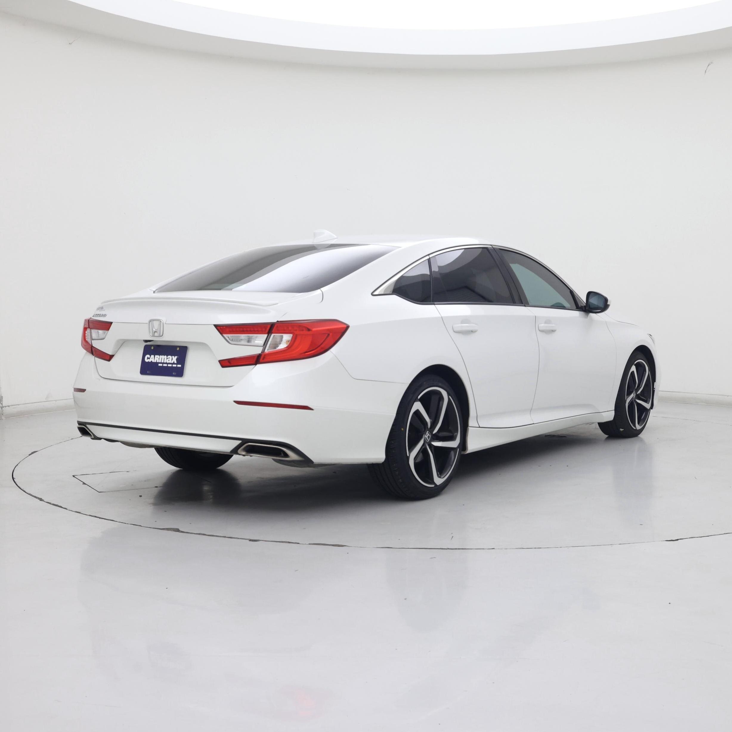 Thumbnail: 2018 Honda Accord - 8