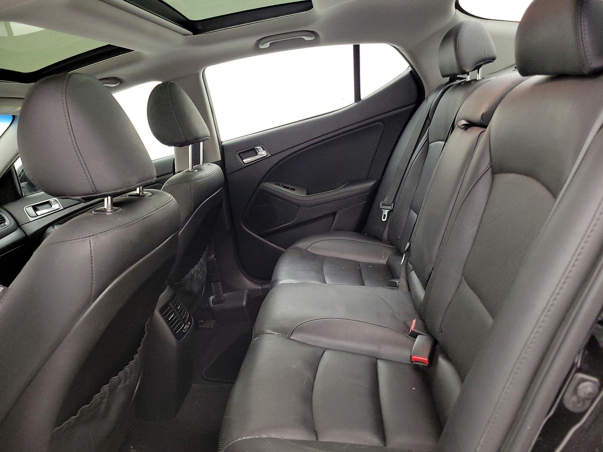 Thumbnail: 2015 Kia Optima - 20