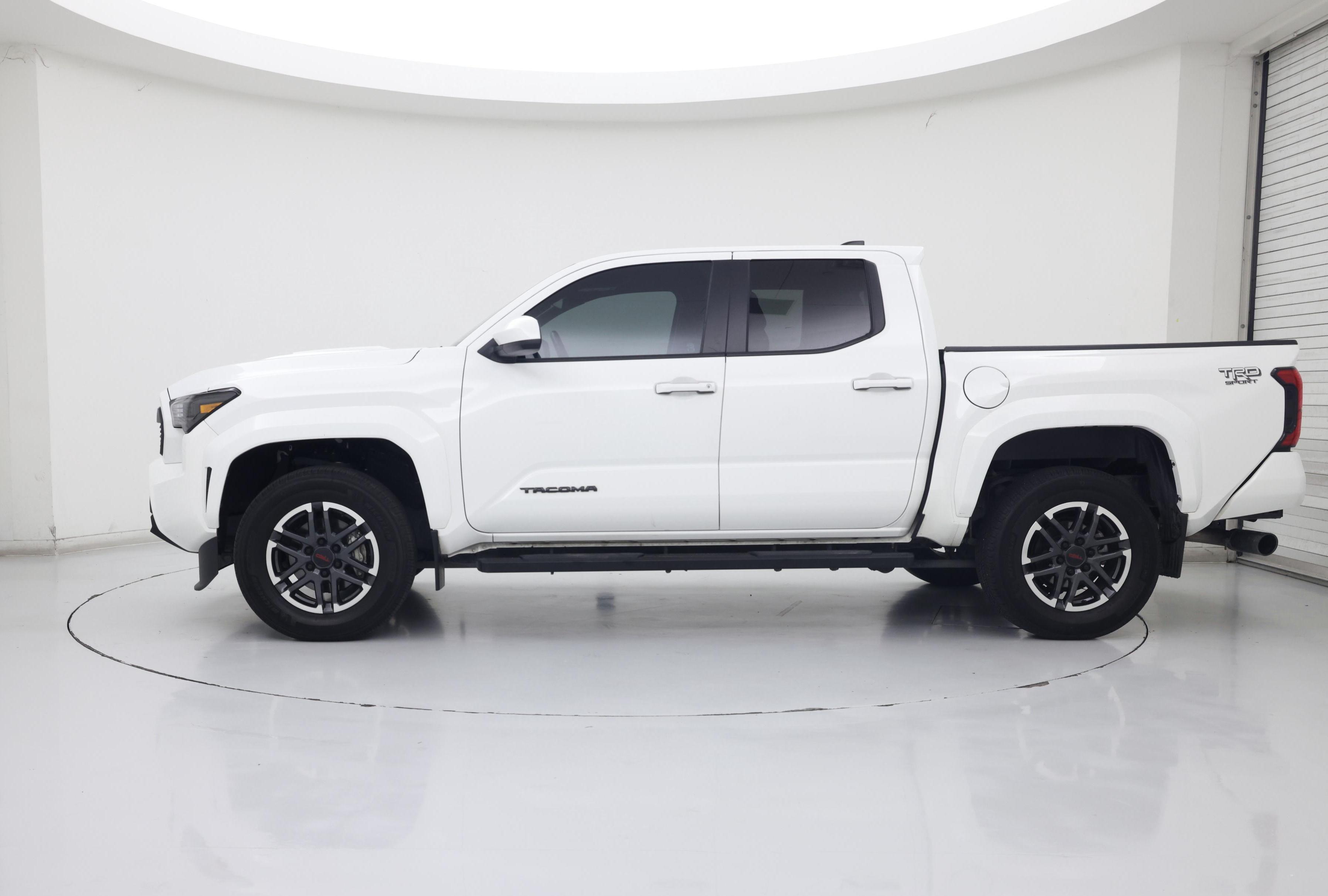 Thumbnail: 2024 Toyota Tacoma - 3