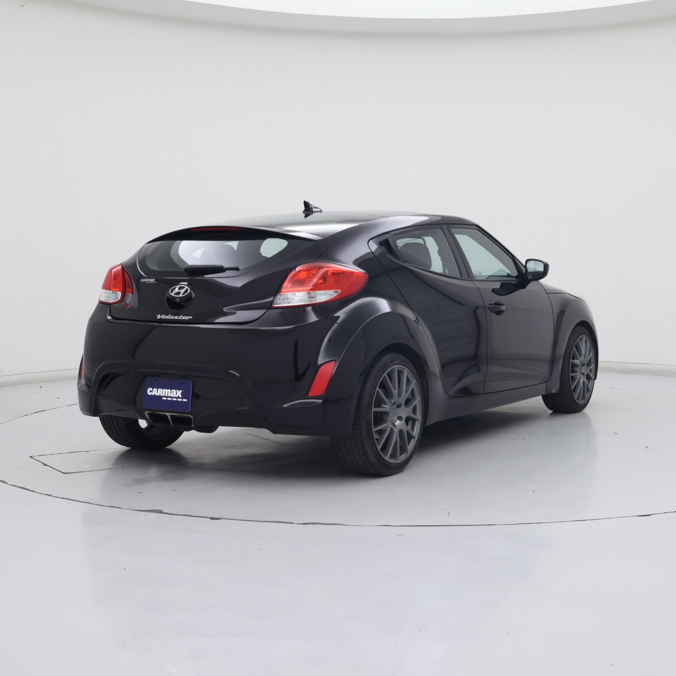 Thumbnail: 2017 Hyundai Veloster - 8
