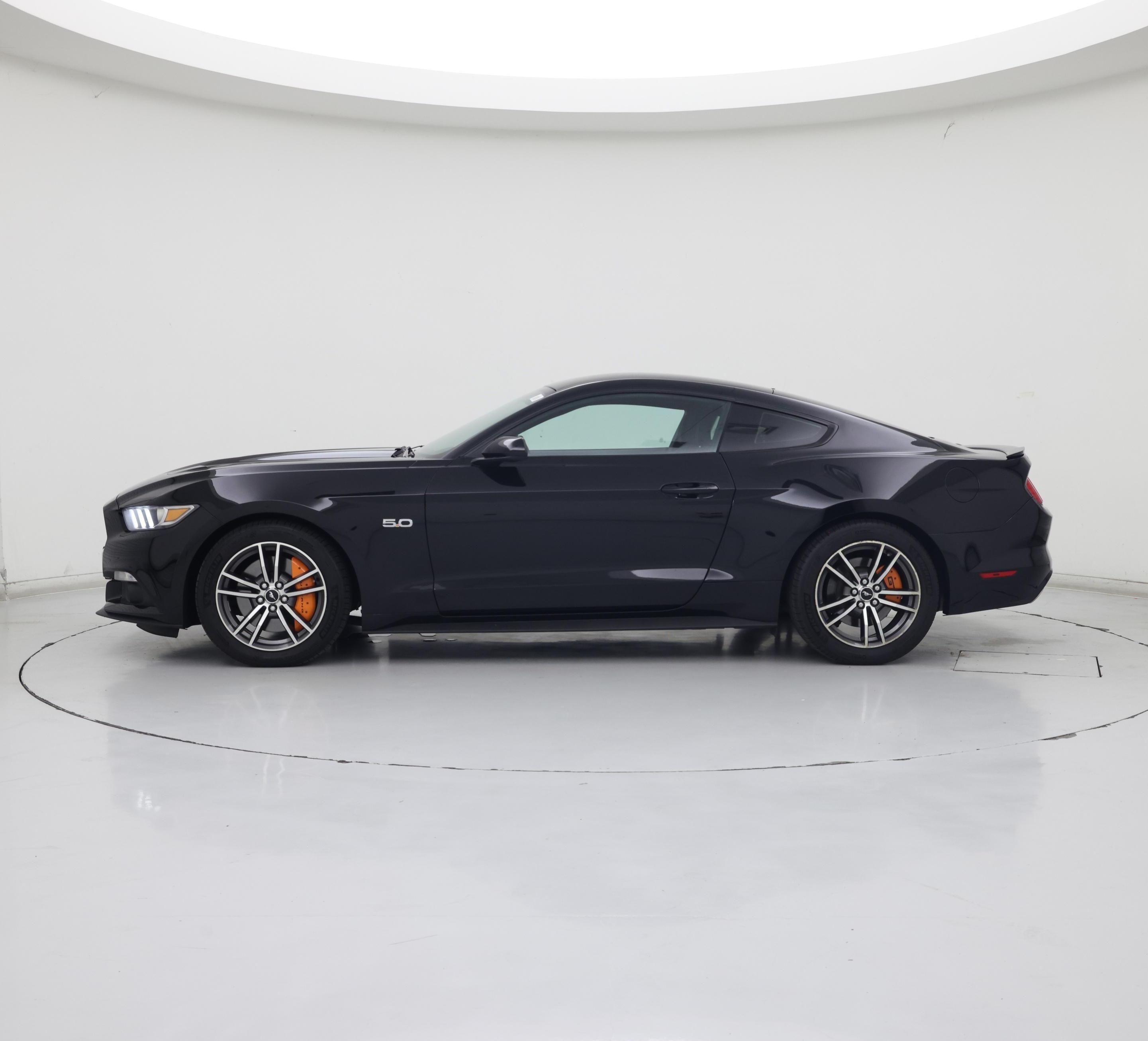 Thumbnail: 2017 Ford Mustang - 3