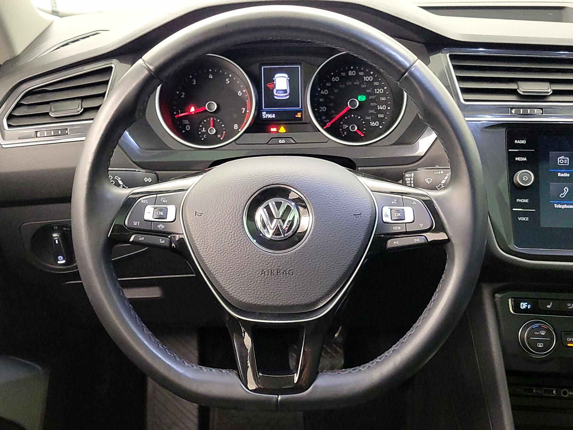 Thumbnail: 2019 Volkswagen Tiguan - 10