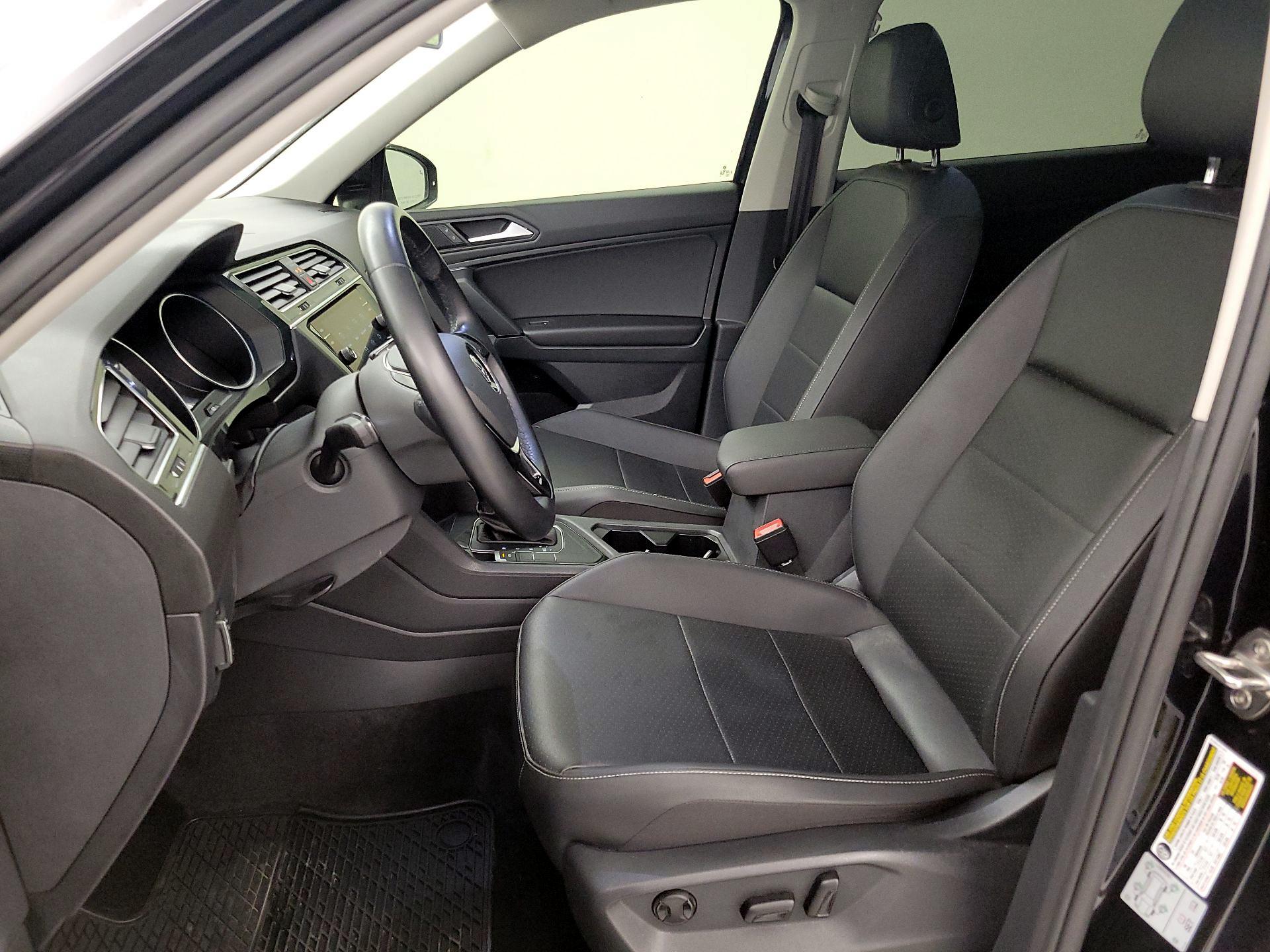 Thumbnail: 2019 Volkswagen Tiguan - 11