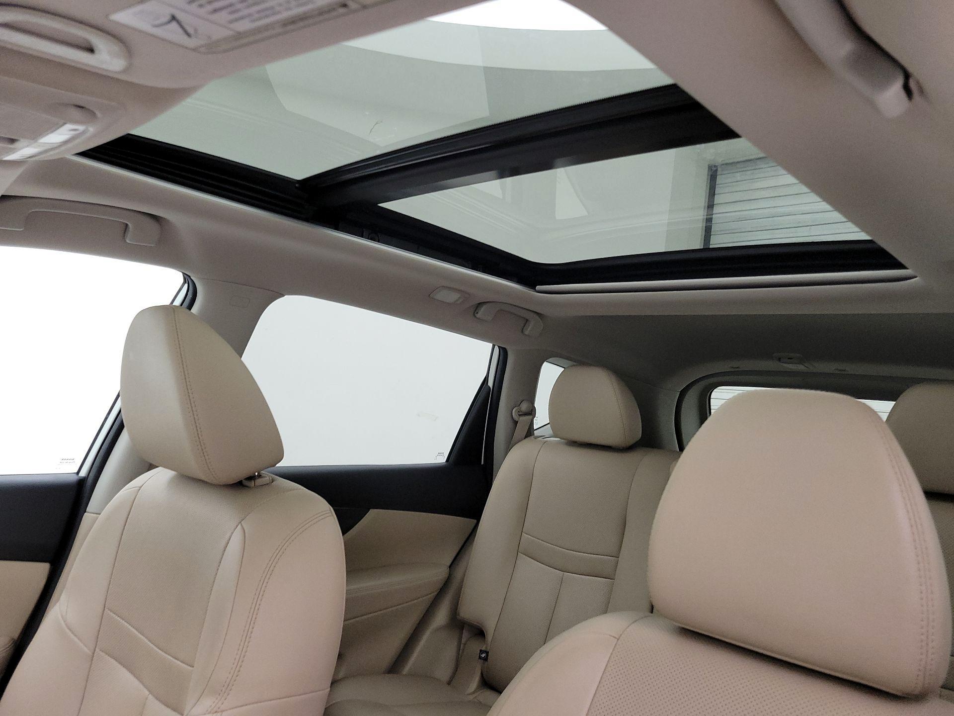 Thumbnail: 2016 Nissan Rogue - 20