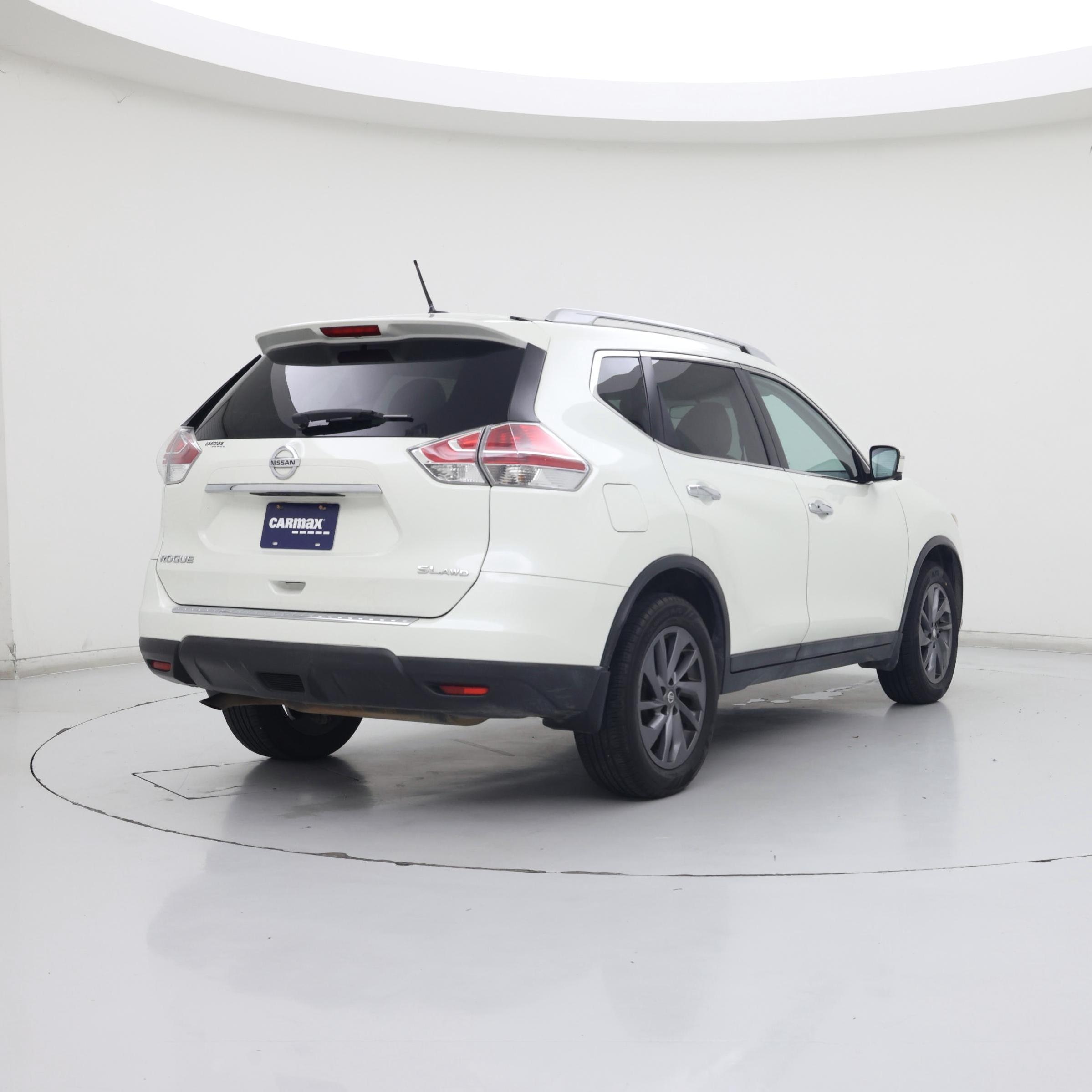 Thumbnail: 2016 Nissan Rogue - 8
