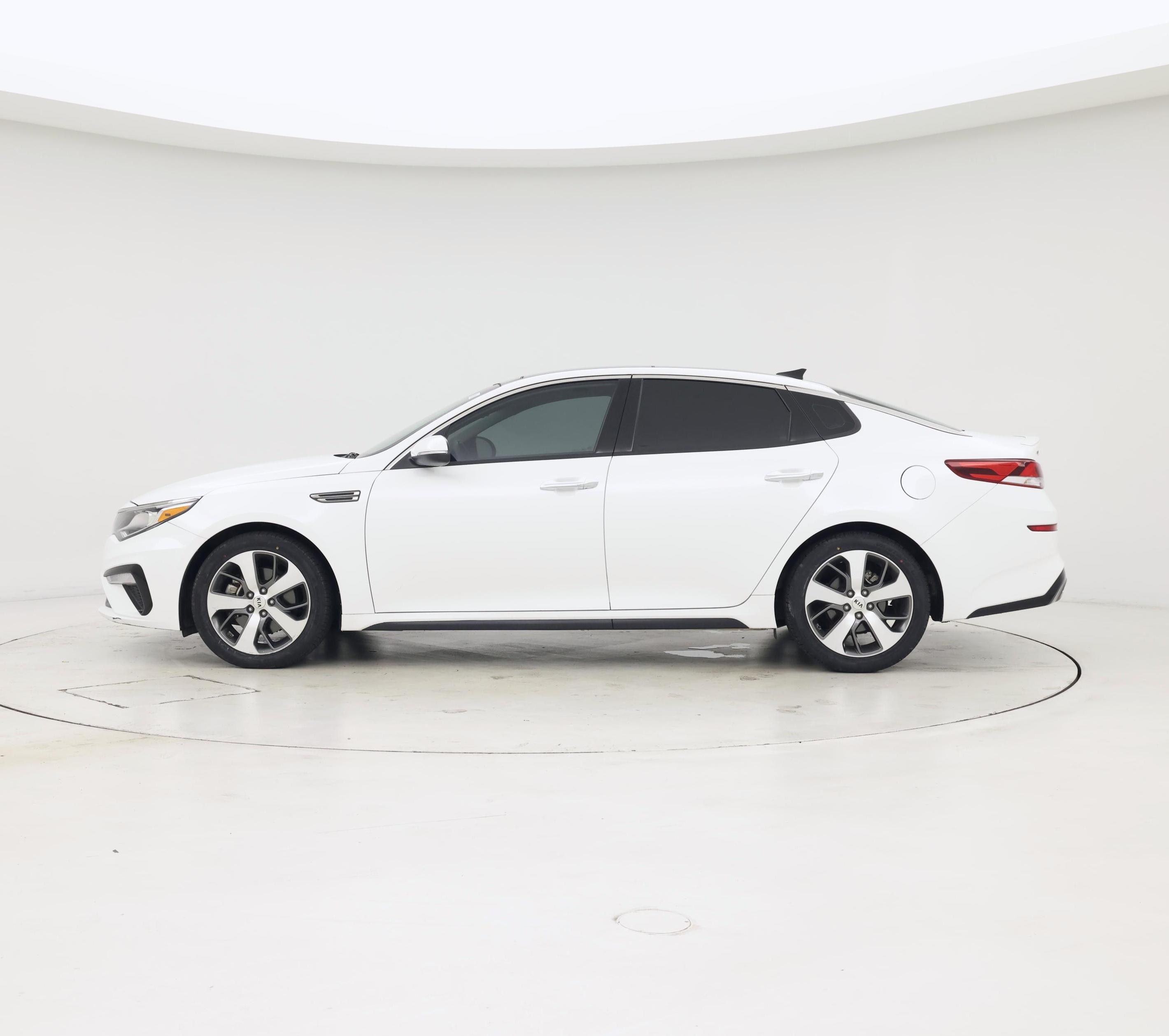 Thumbnail: 2019 Kia Optima - 3