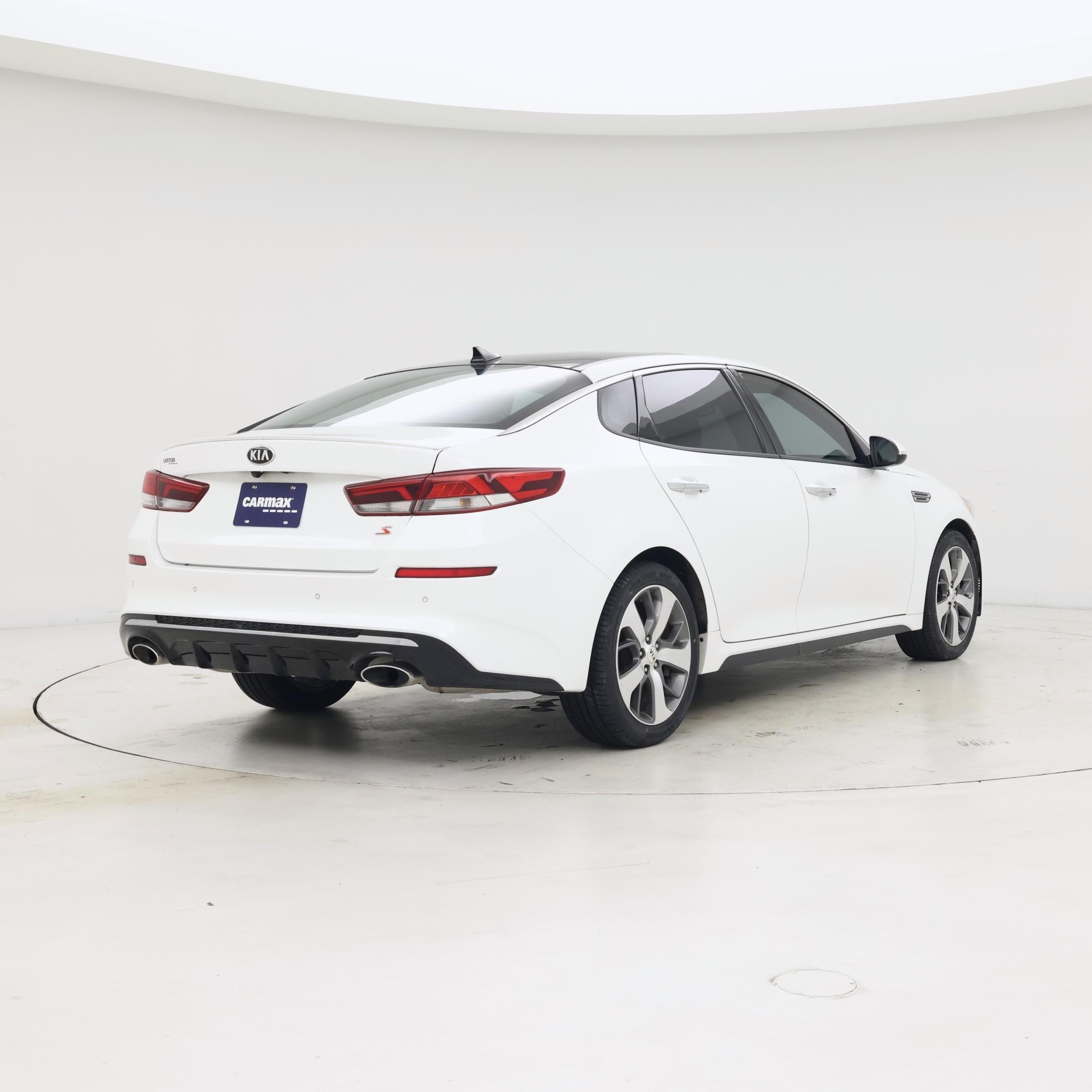 Thumbnail: 2019 Kia Optima - 8