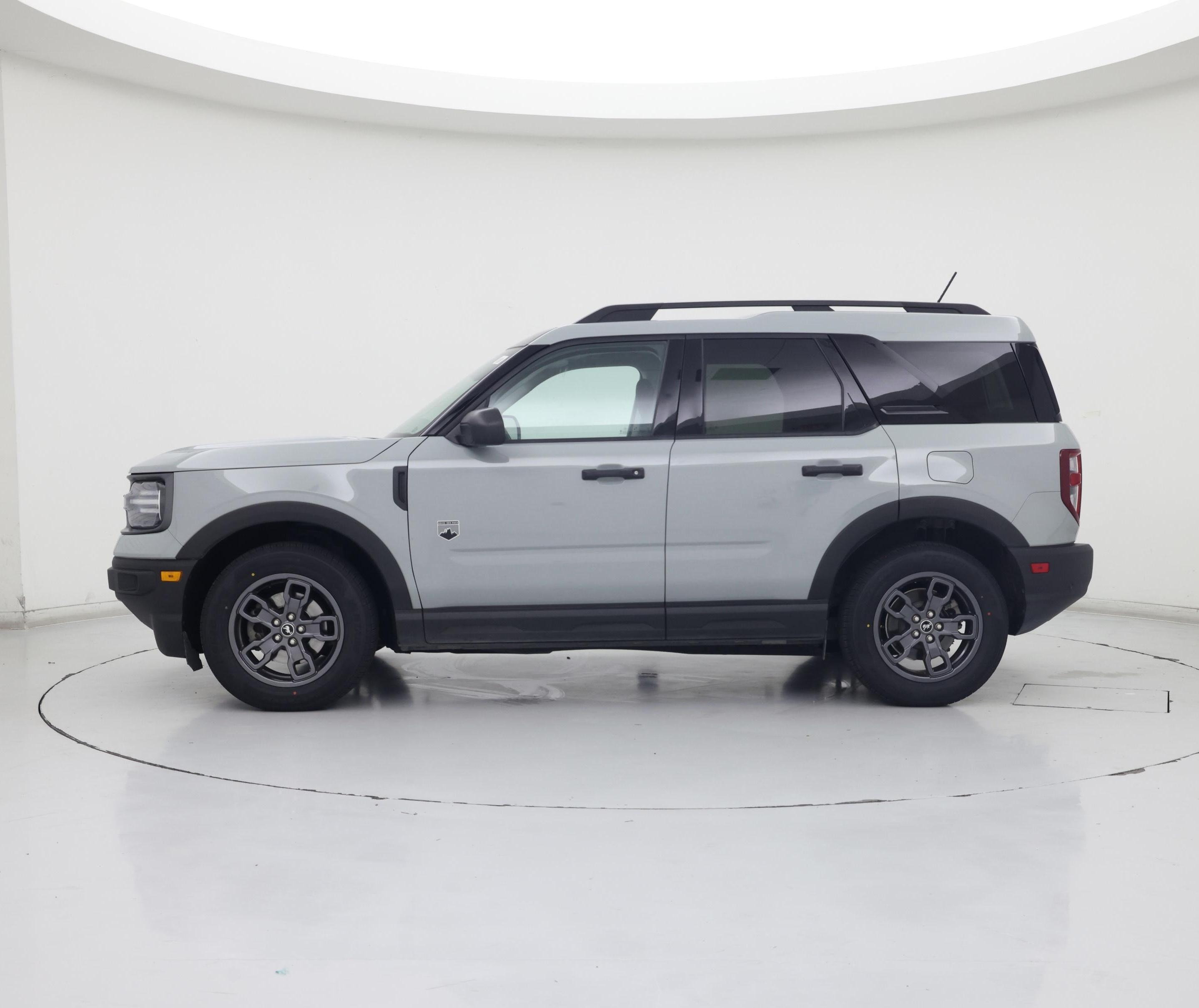 Thumbnail: 2022 Ford Bronco Sport - 3