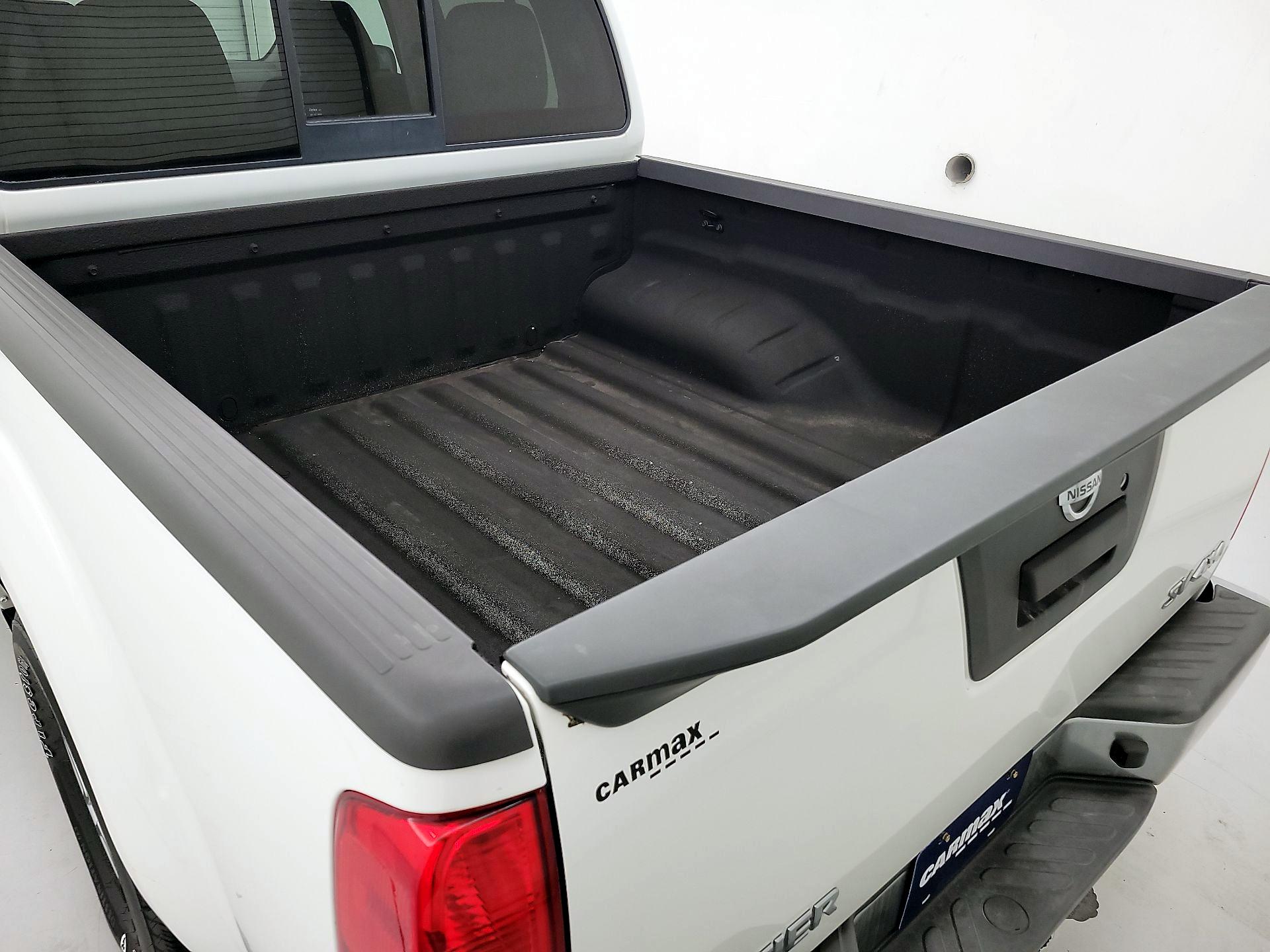 Thumbnail: 2016 Nissan Frontier - 19