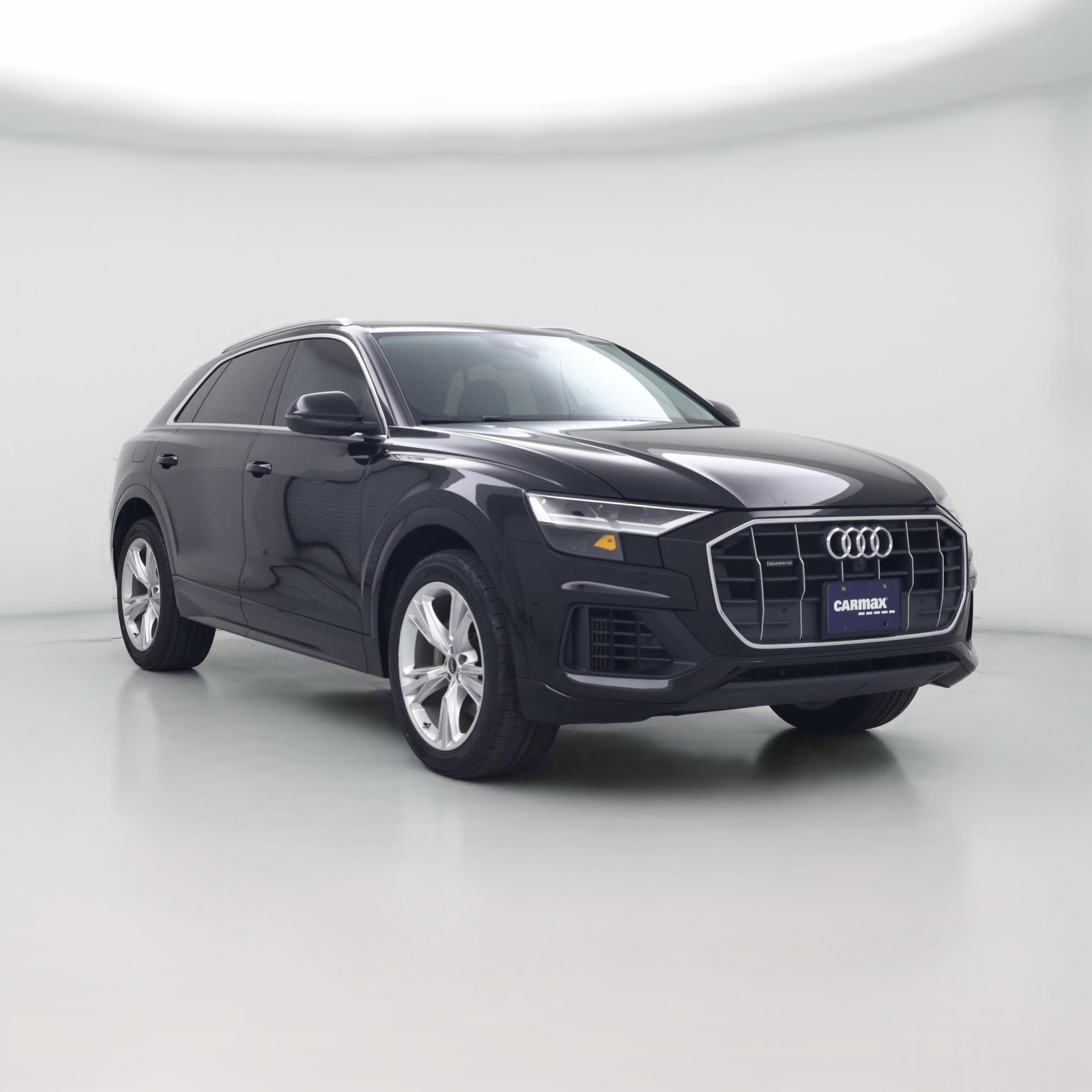 Thumbnail: 2022 Audi Q8 - 1