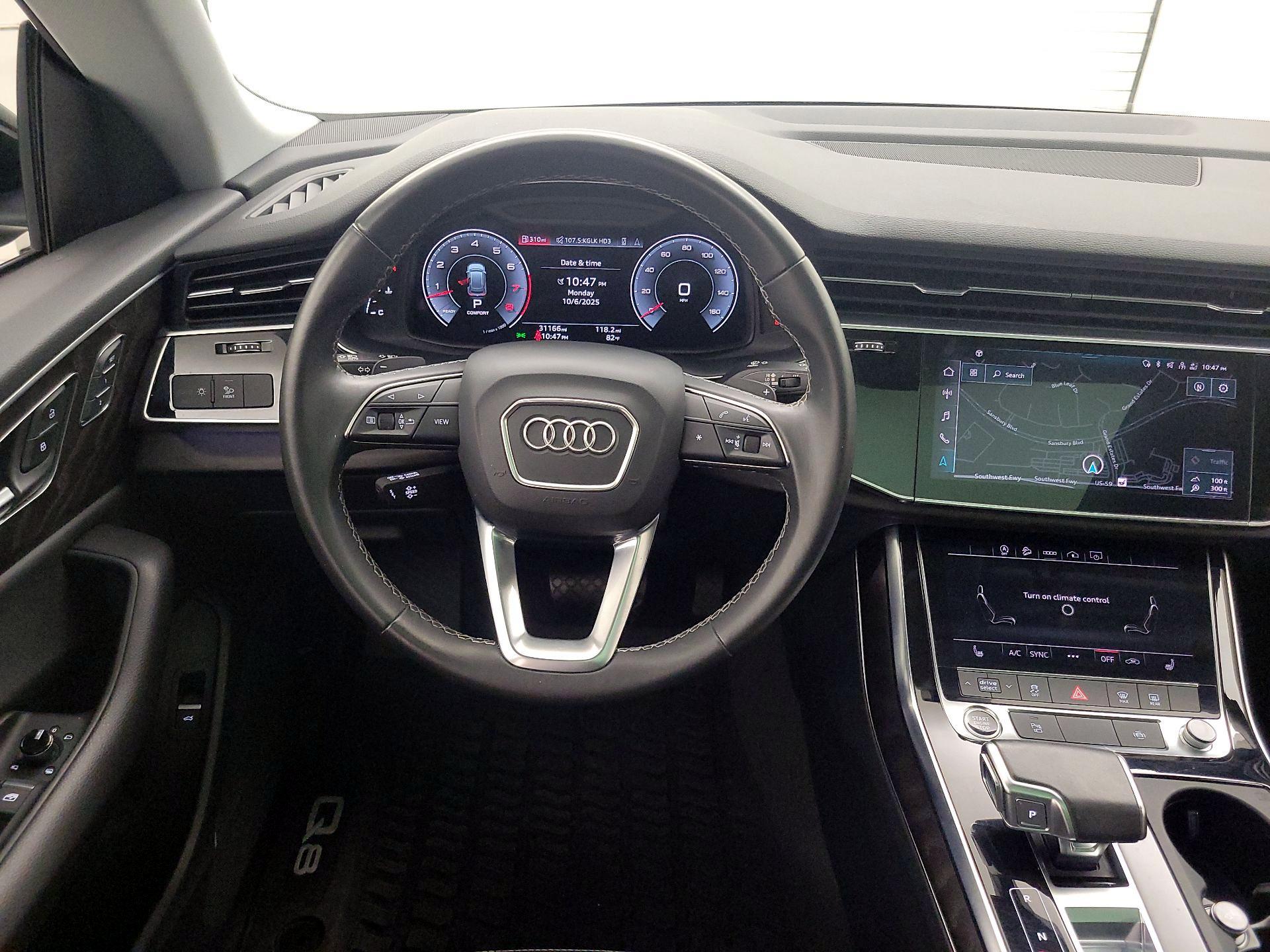 Thumbnail: 2022 Audi Q8 - 10