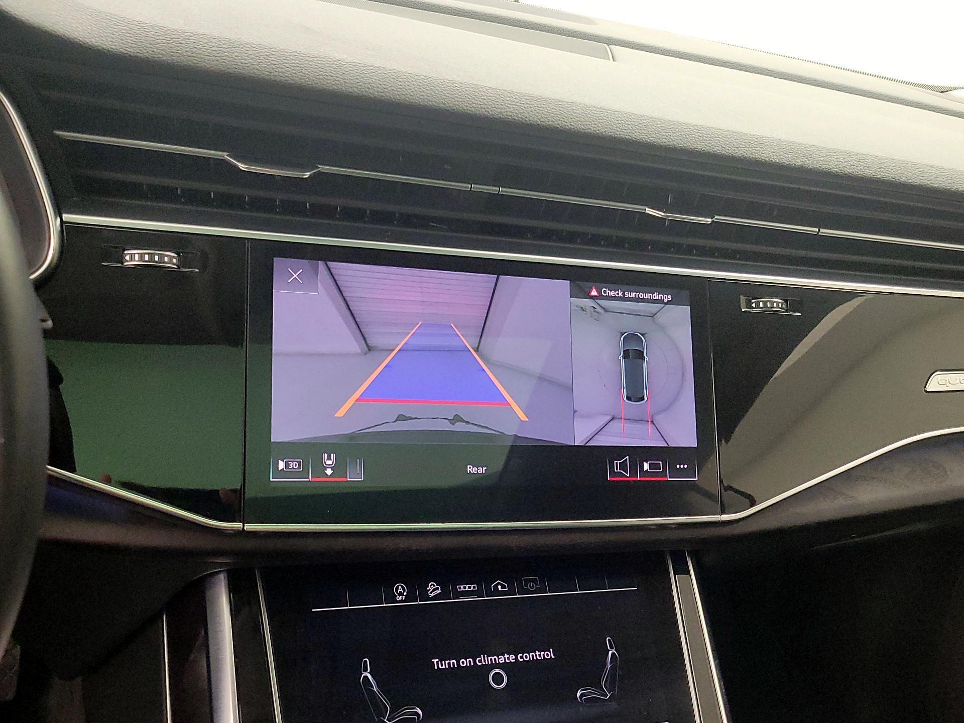 Thumbnail: 2022 Audi Q8 - 15