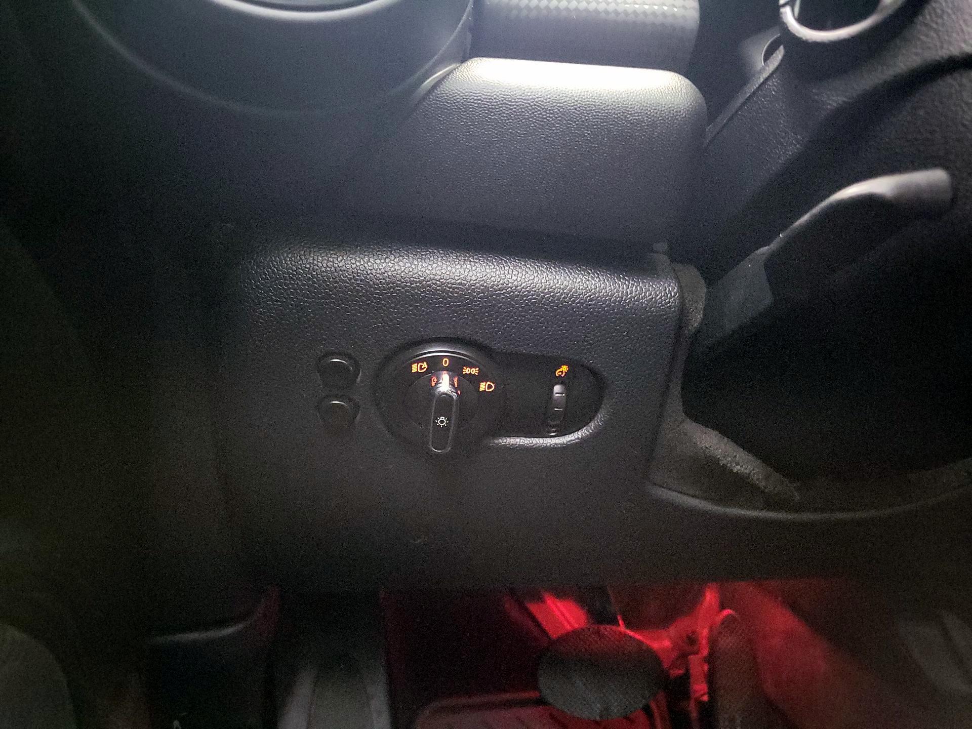 Thumbnail: 2016 MINI Cooper Hardtop - 13