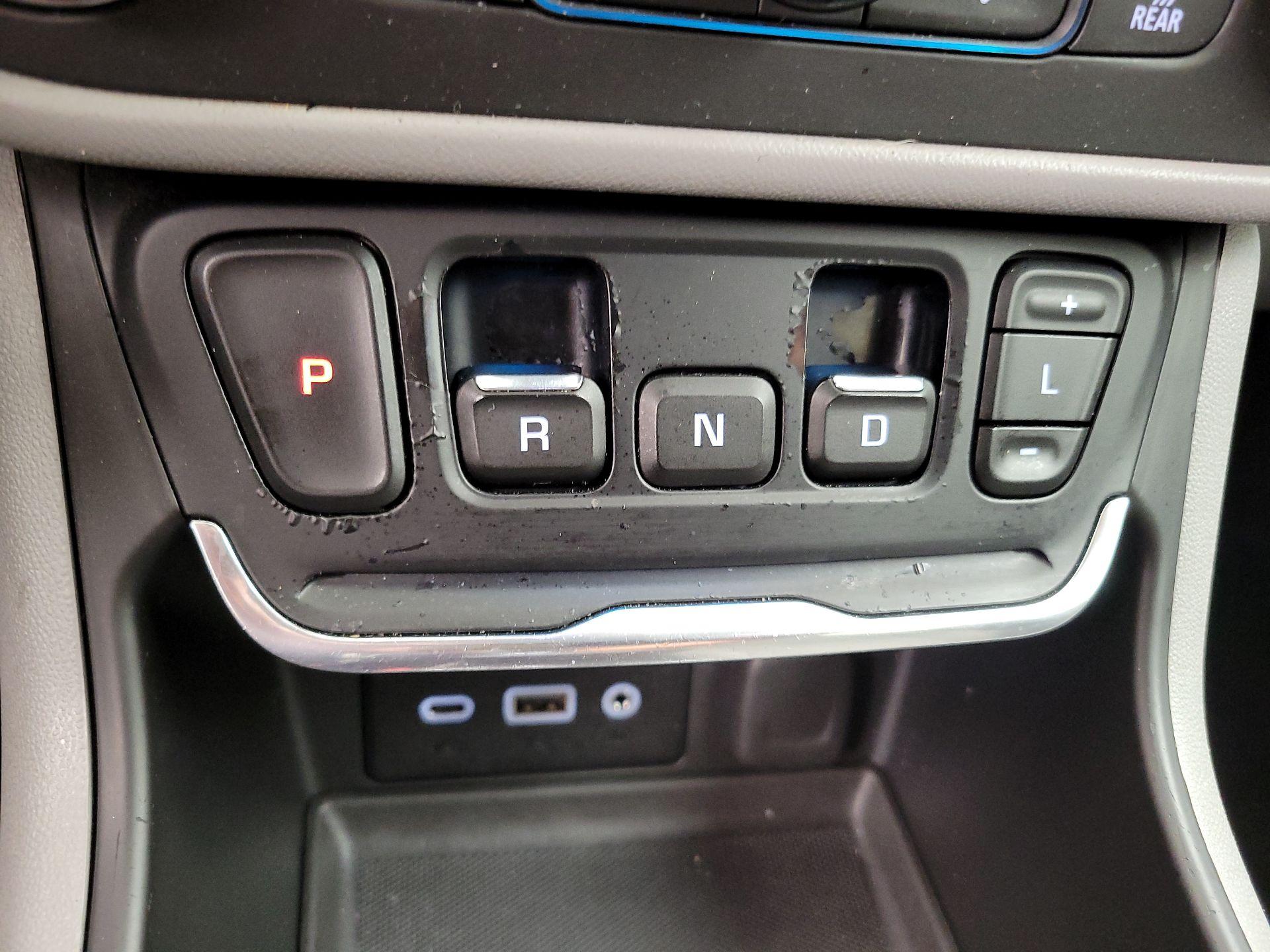 Thumbnail: 2018 GMC Terrain - 17