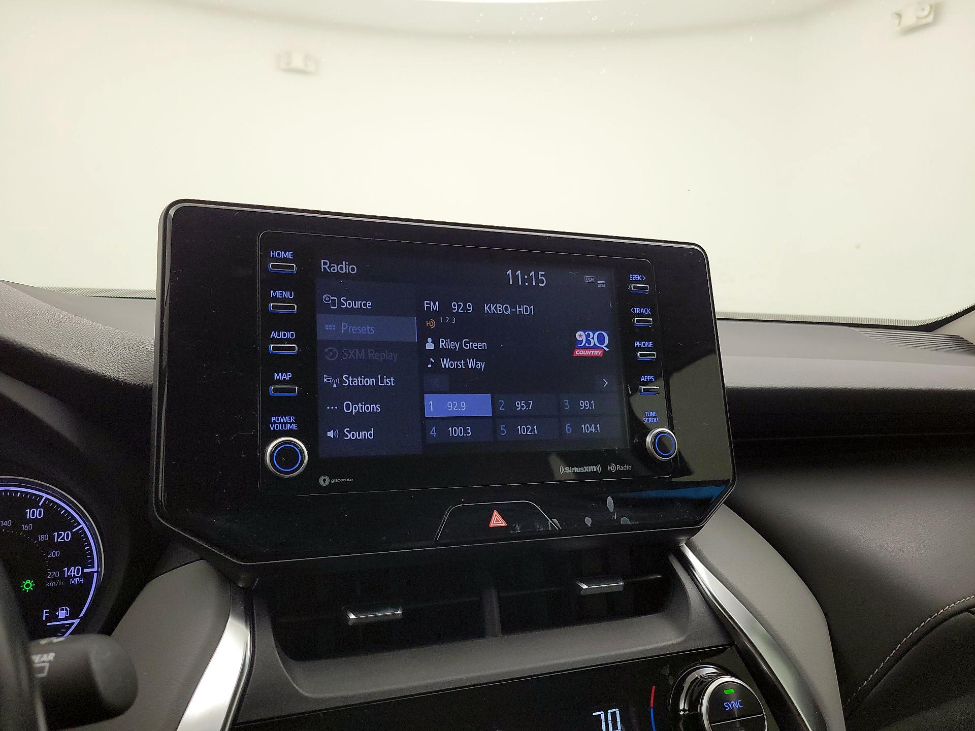 Thumbnail: 2021 Toyota Venza - 15