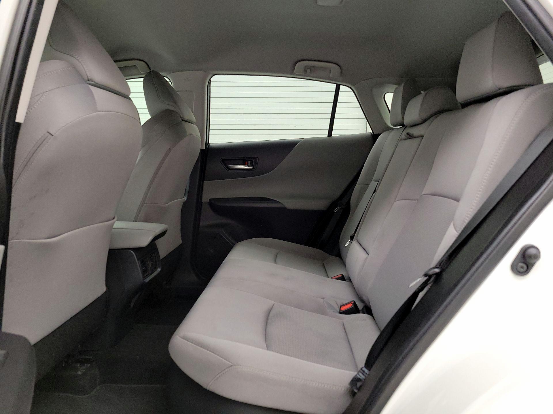 Thumbnail: 2021 Toyota Venza - 19