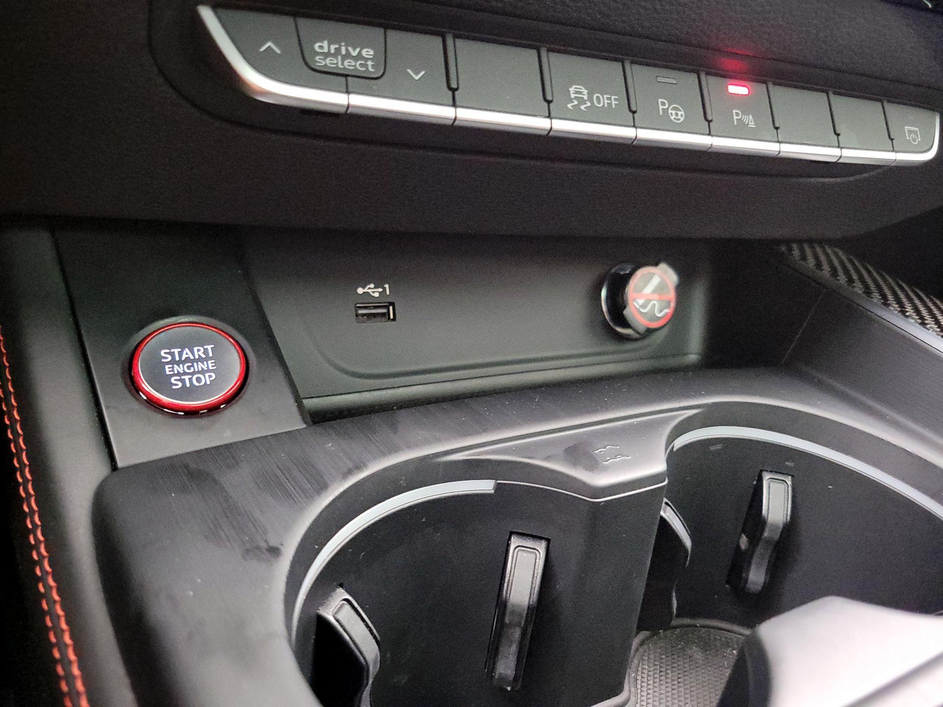 Thumbnail: 2019 Audi RS 5 - 19