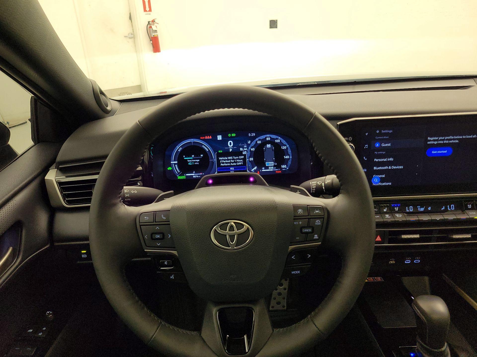 Thumbnail: 2025 Toyota Camry - 10