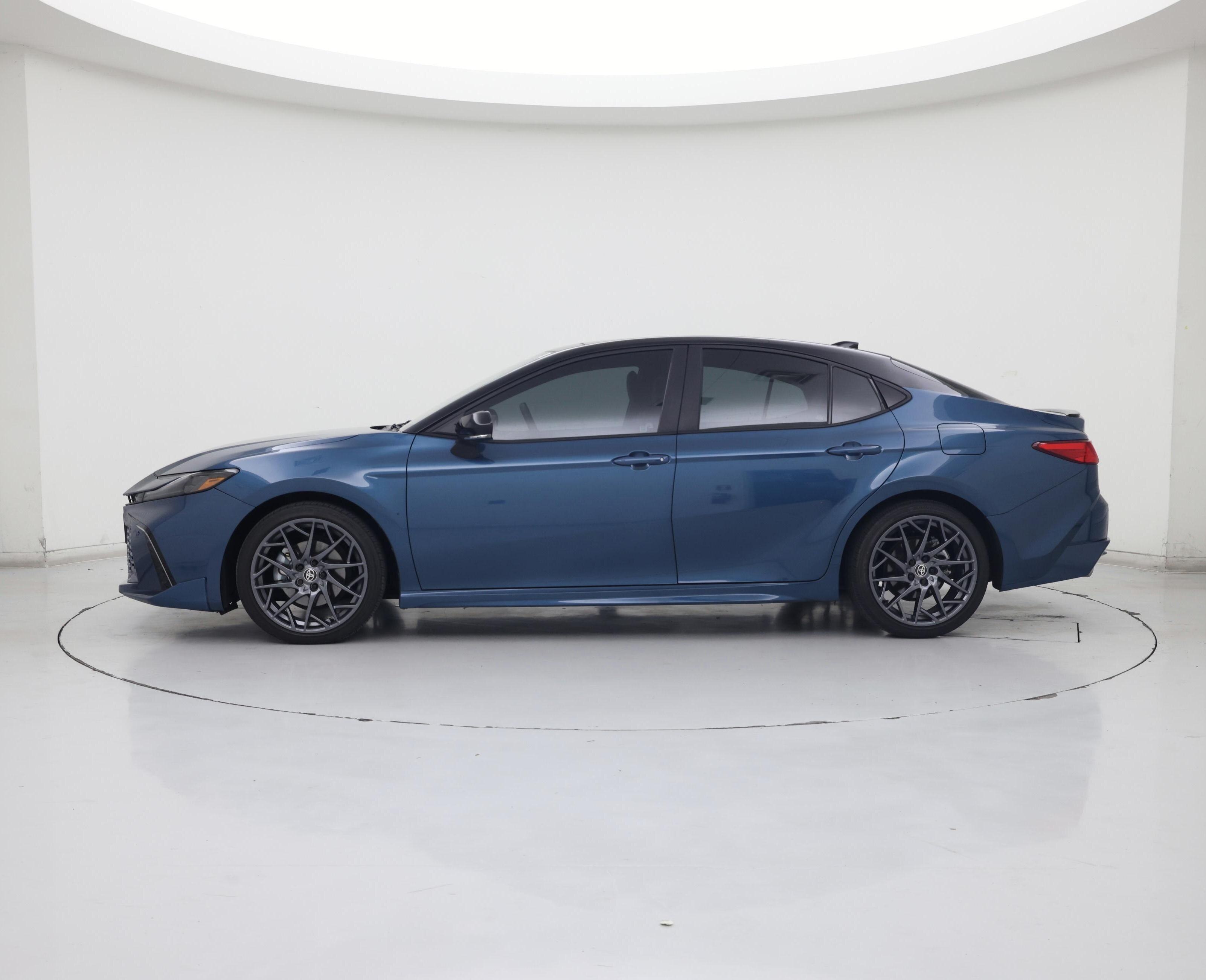 Thumbnail: 2025 Toyota Camry - 3
