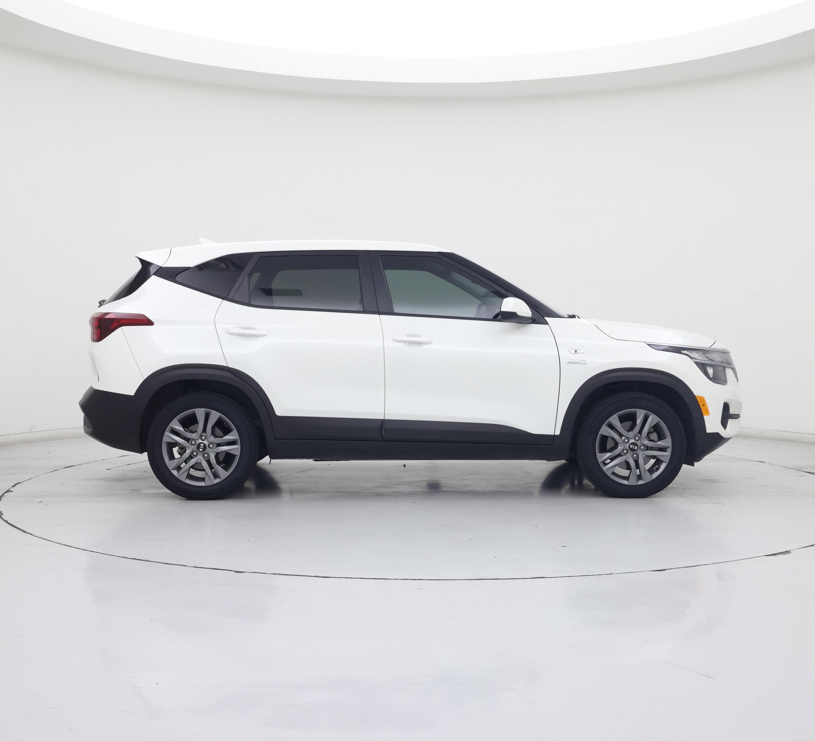 Thumbnail: 2021 Kia Seltos - 7