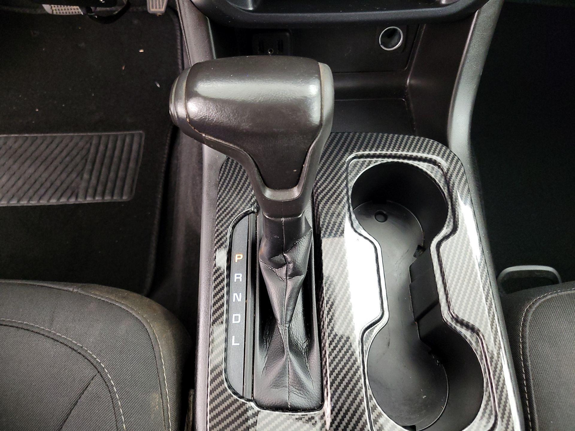 Thumbnail: 2019 Chevrolet Colorado - 17