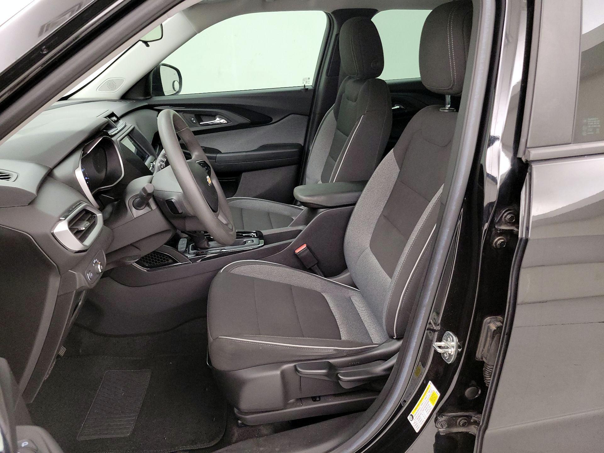 Thumbnail: 2021 Chevrolet TrailBlazer - 11