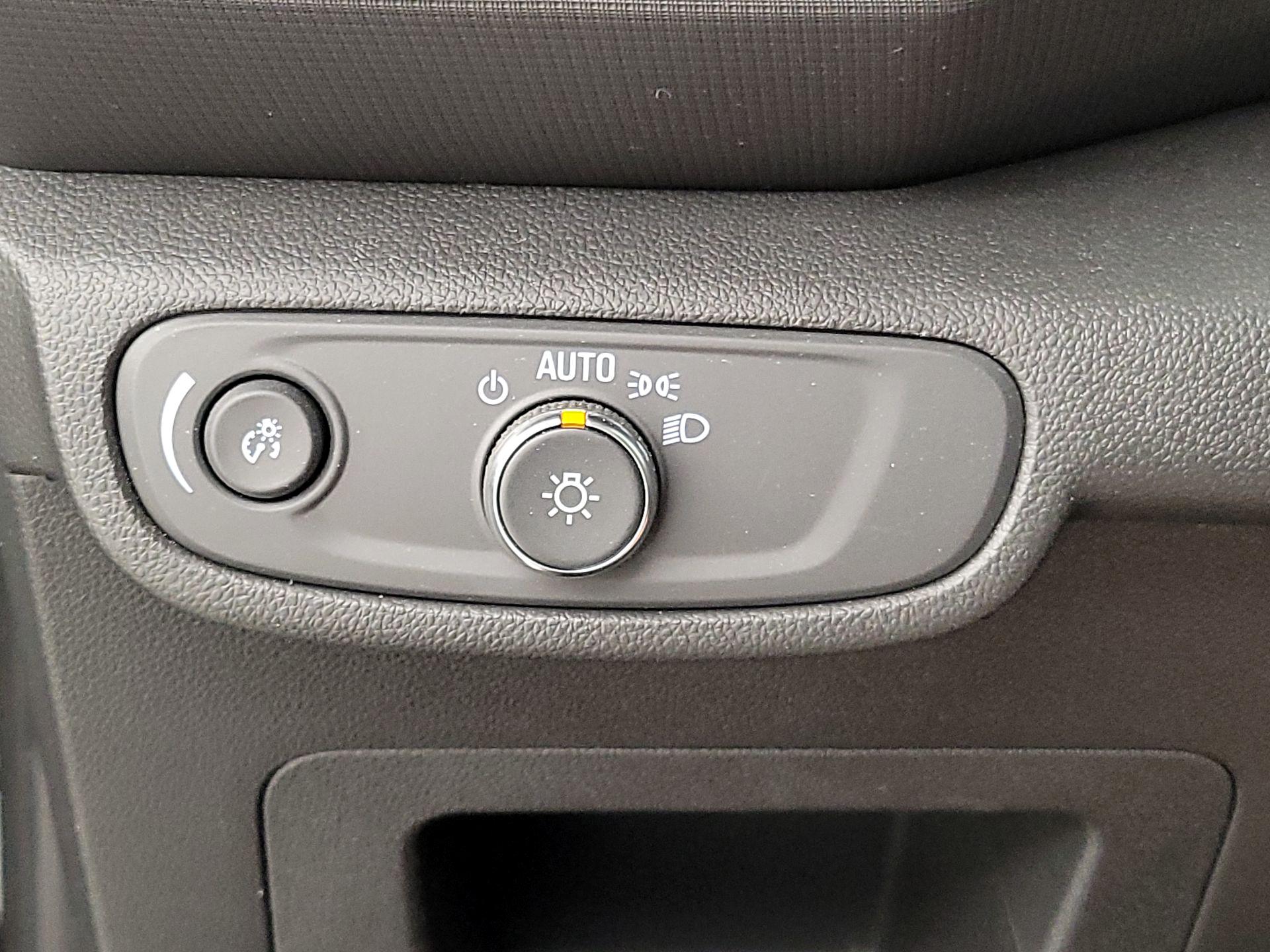 Thumbnail: 2021 Chevrolet TrailBlazer - 13