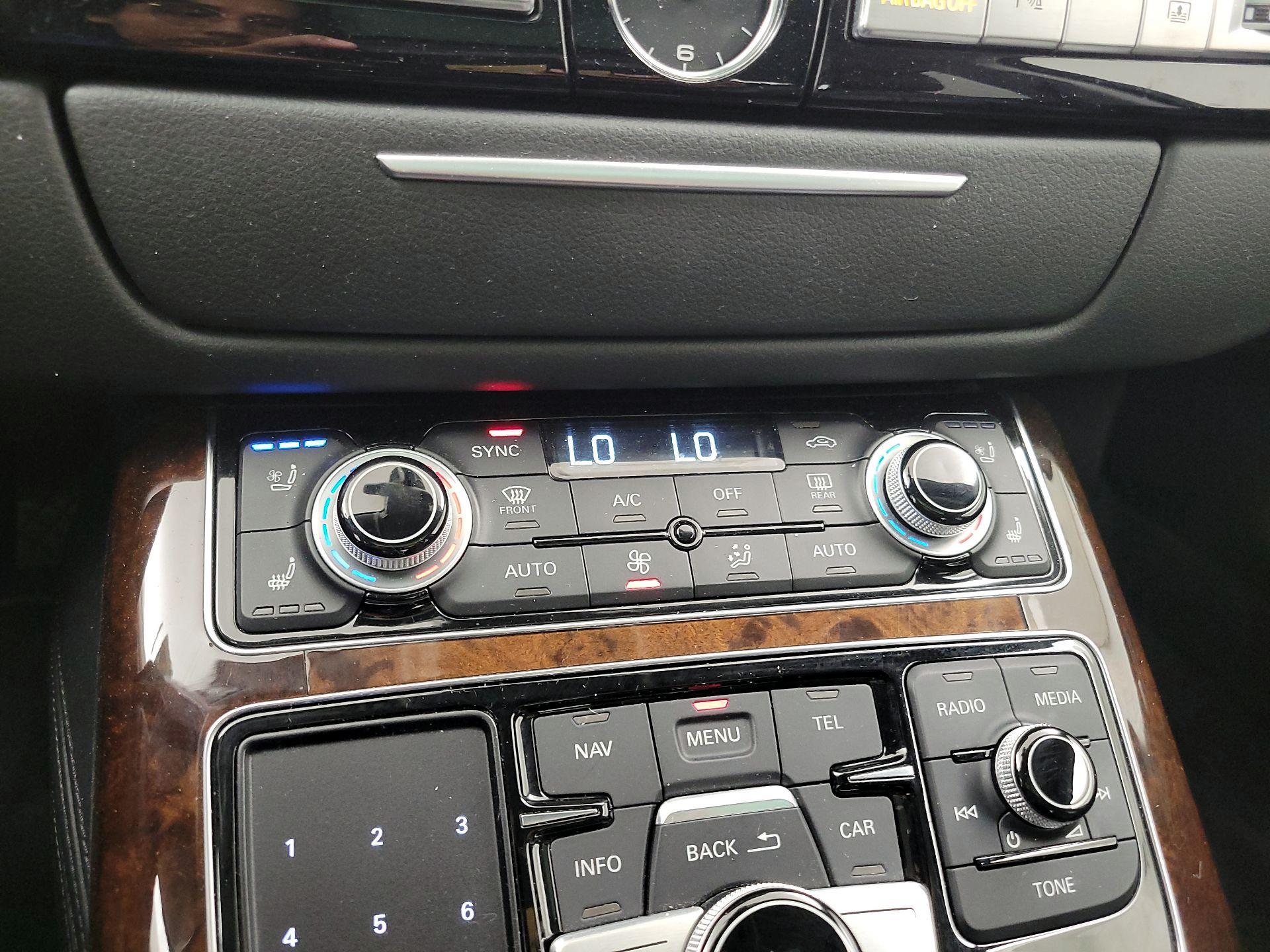 Thumbnail: 2017 Audi A8 - 17