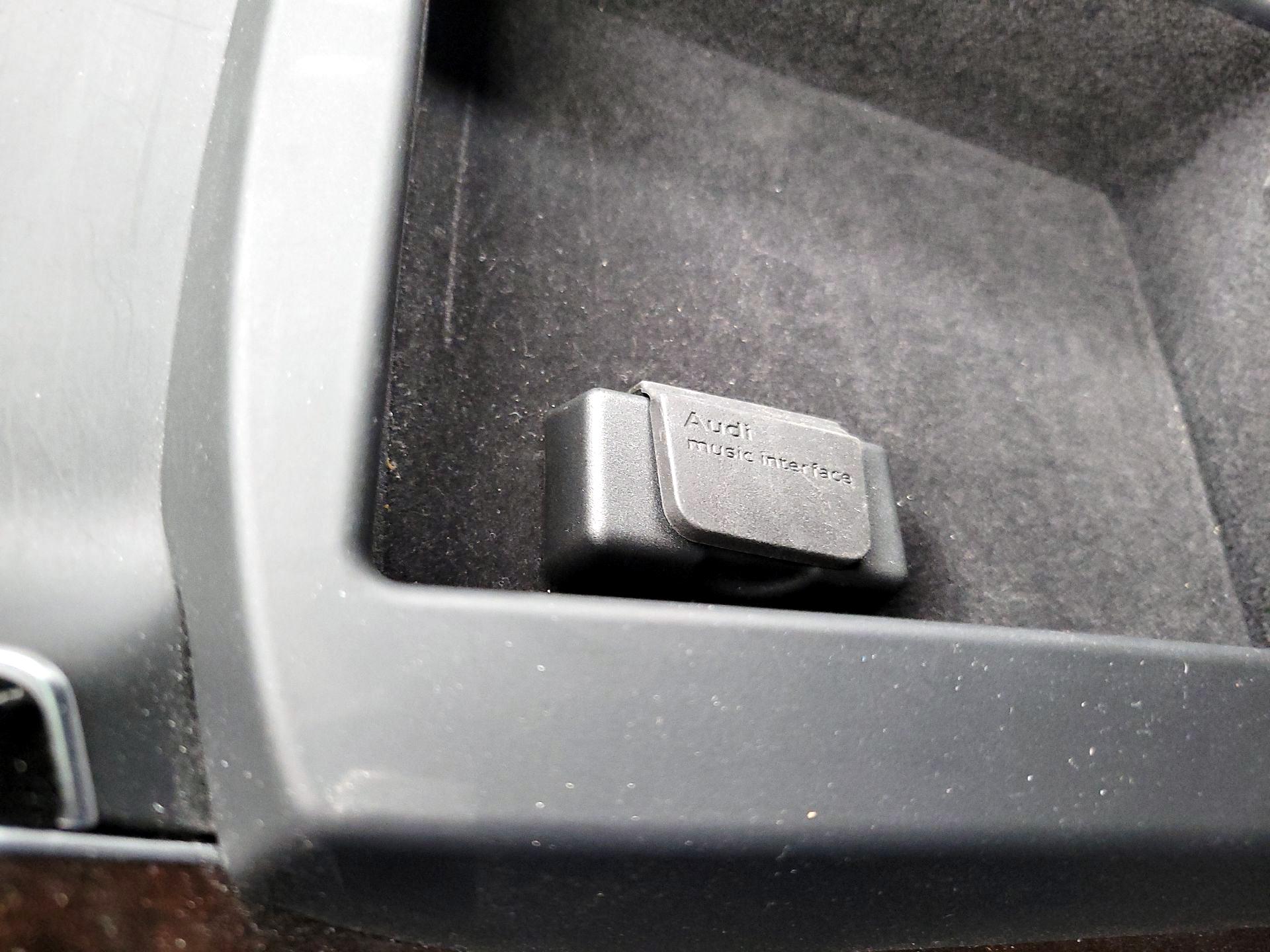 Thumbnail: 2017 Audi A8 - 19