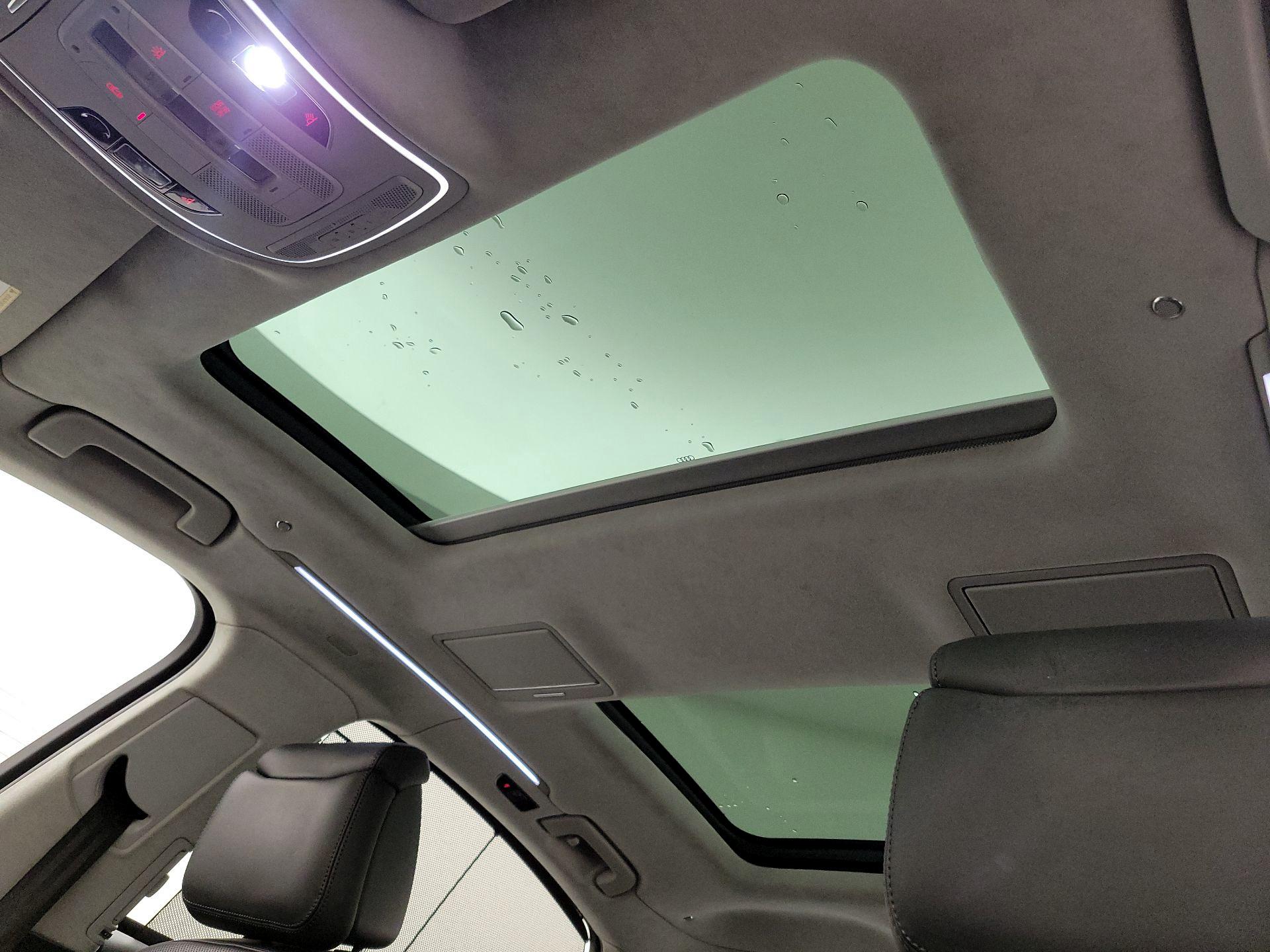 Thumbnail: 2017 Audi A8 - 20