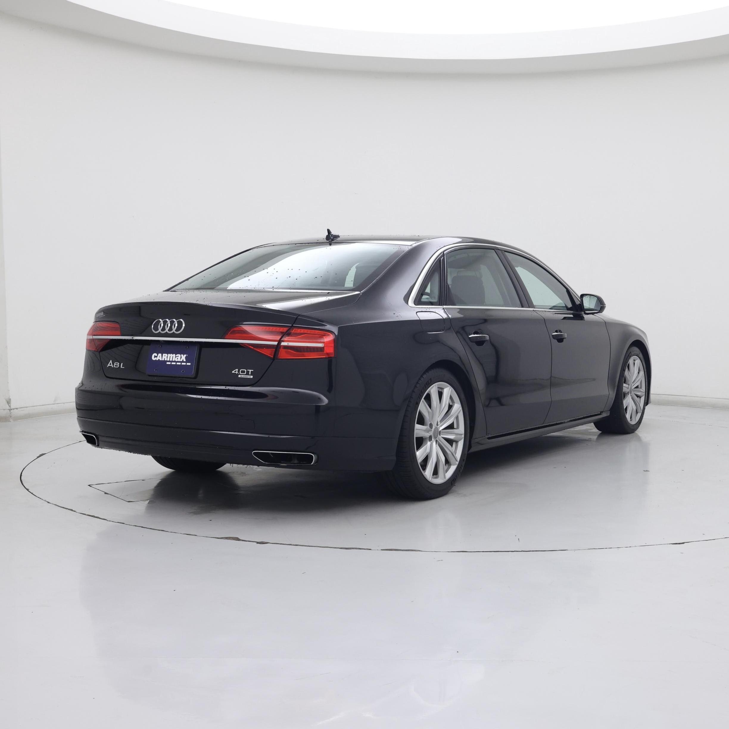 Thumbnail: 2017 Audi A8 - 8