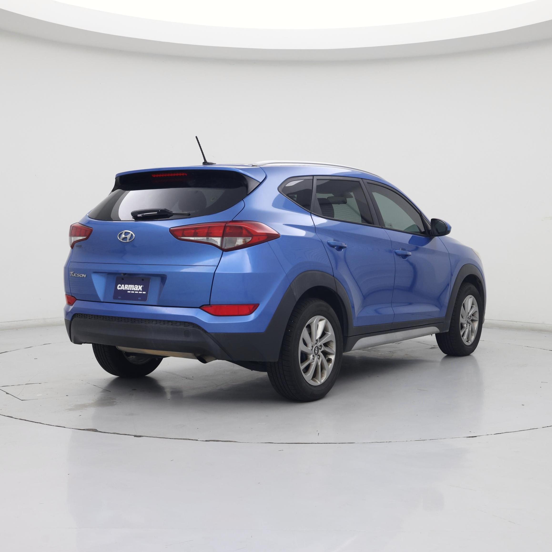 Thumbnail: 2017 Hyundai Tucson - 8