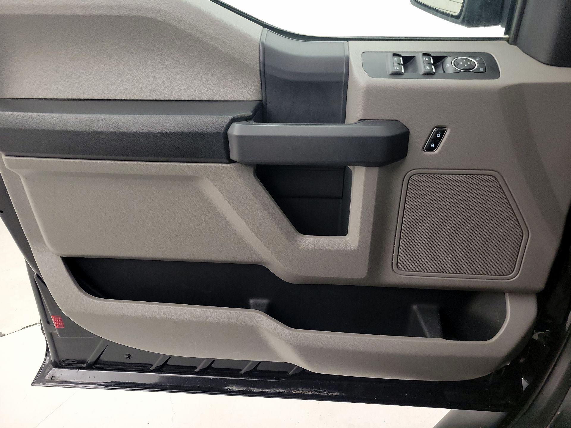 Thumbnail: 2015 Ford F-150 - 12