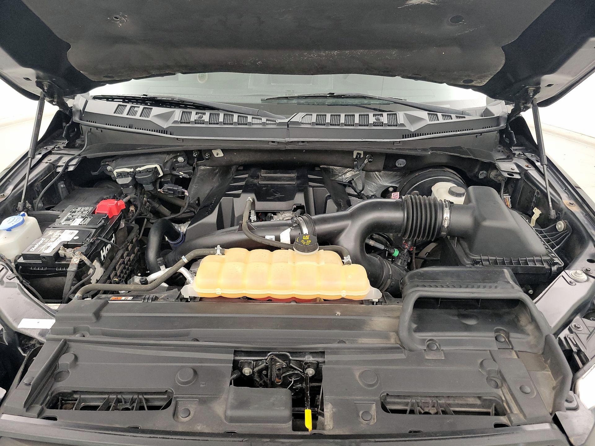 Thumbnail: 2015 Ford F-150 - 20