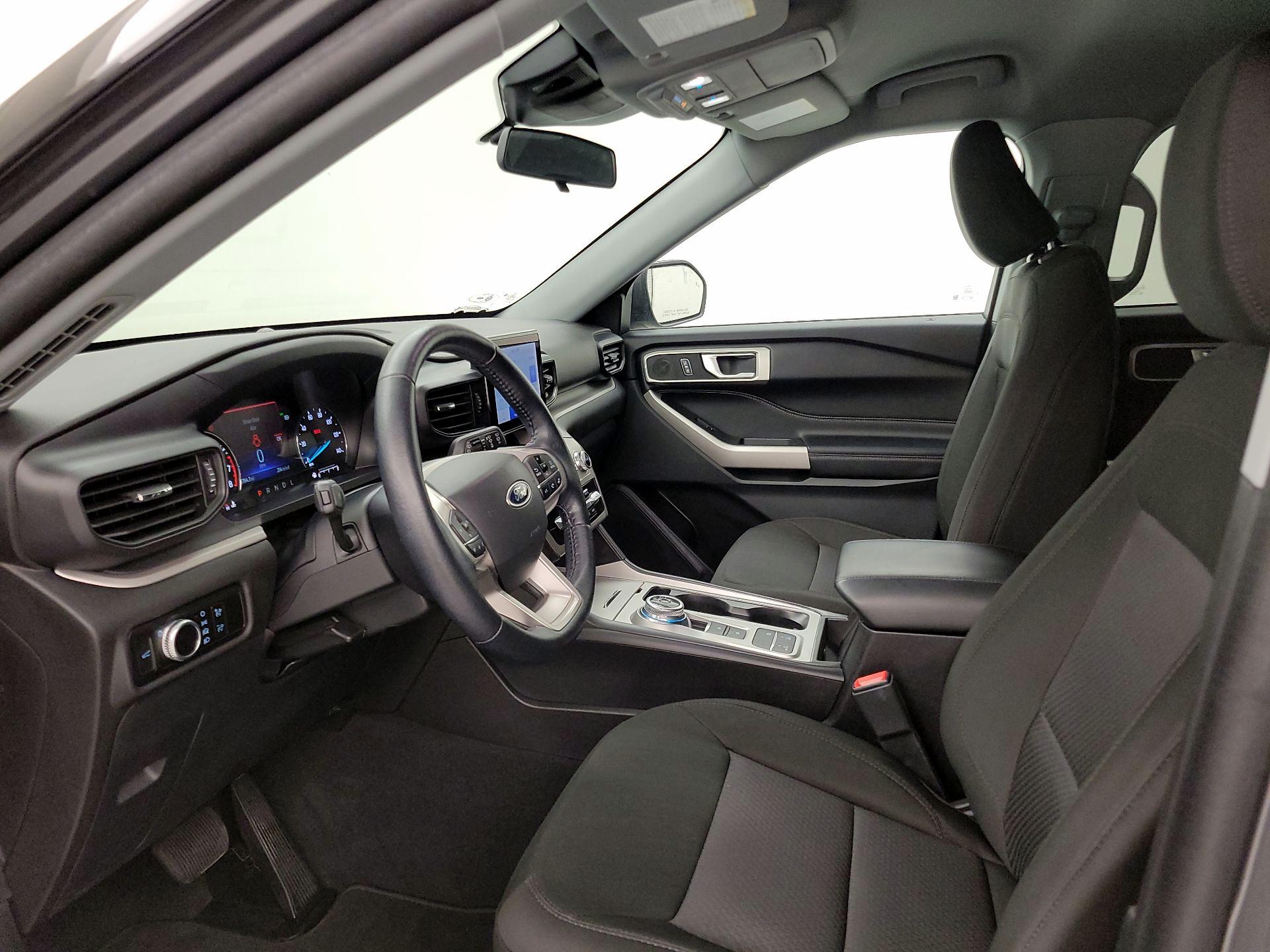 Thumbnail: 2022 Ford Explorer - 11