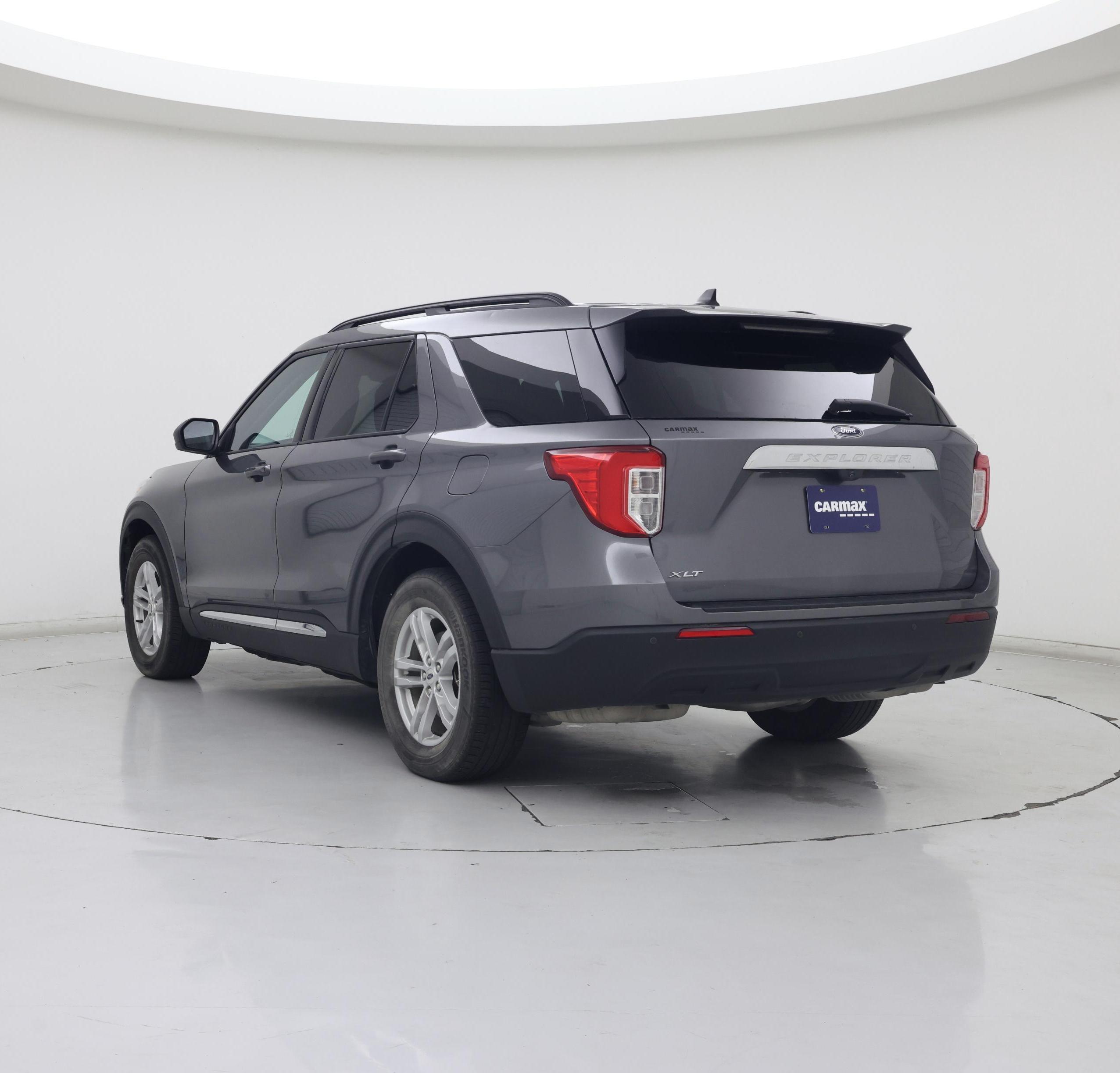 Thumbnail: 2022 Ford Explorer - 2