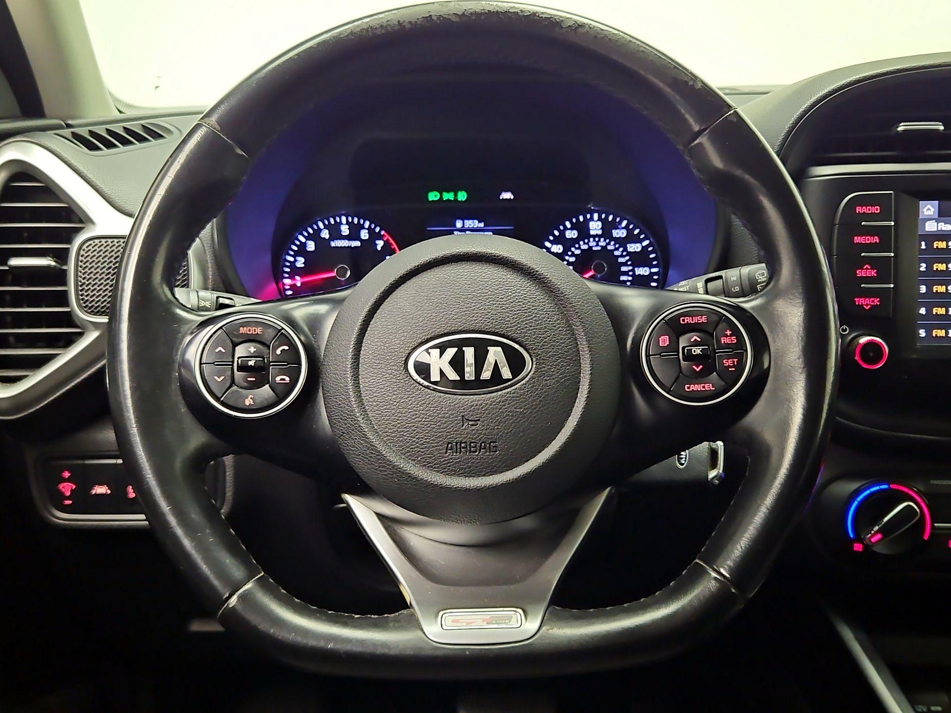 Thumbnail: 2020 Kia Soul - 10