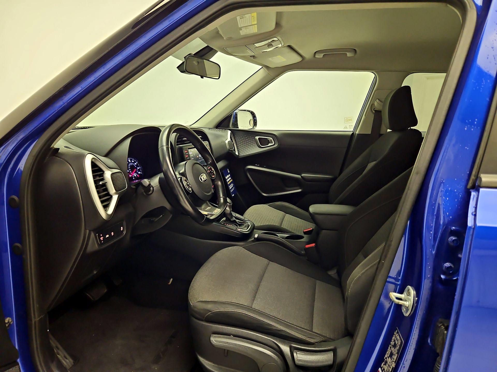 Thumbnail: 2020 Kia Soul - 11