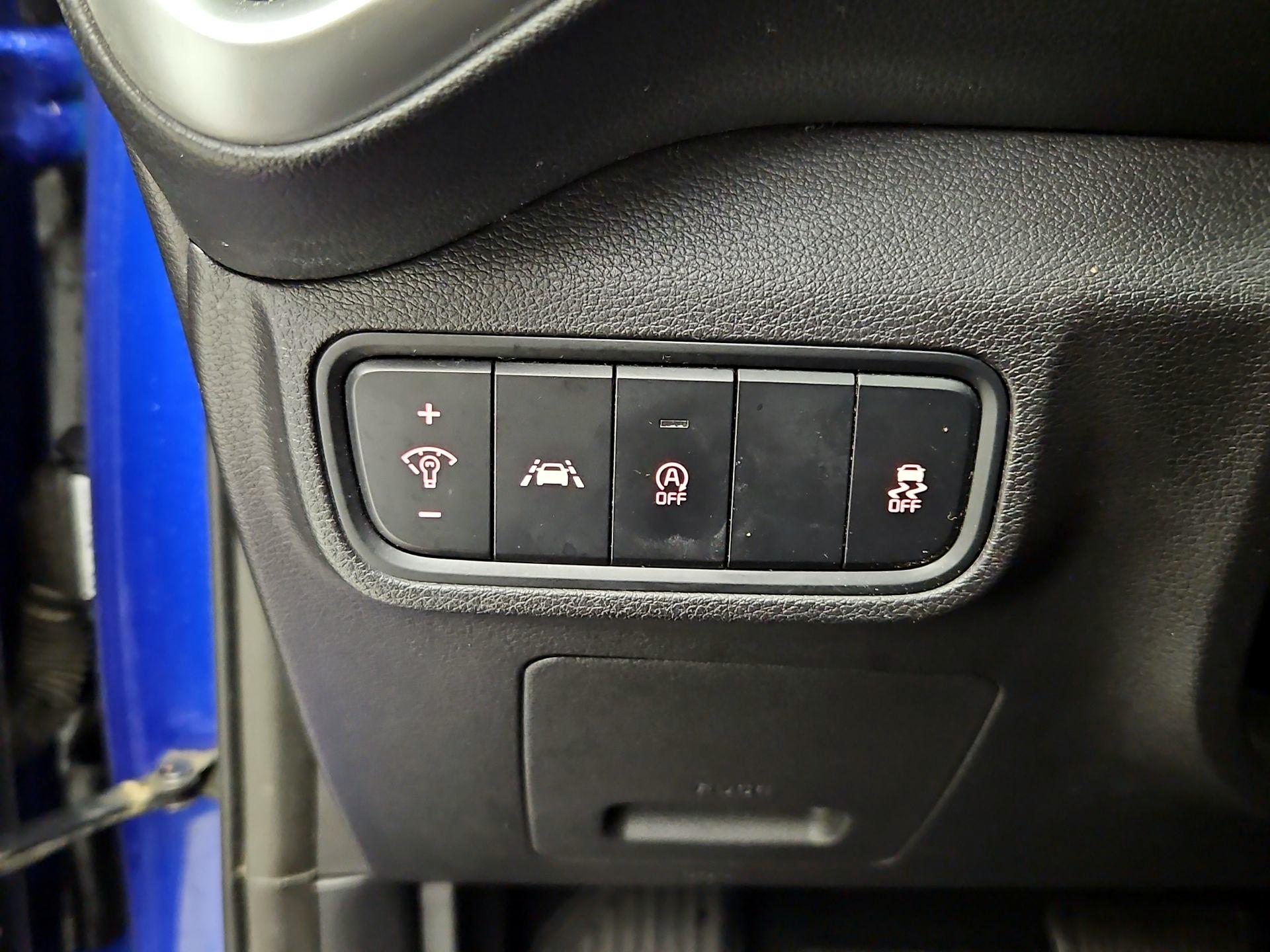 Thumbnail: 2020 Kia Soul - 13